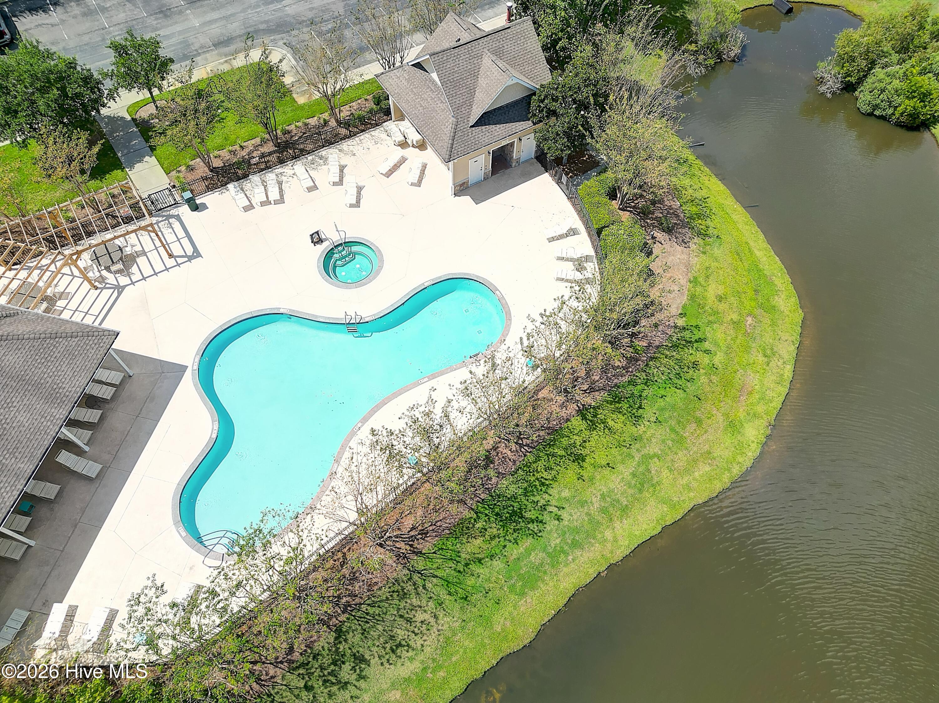 main property photo 43