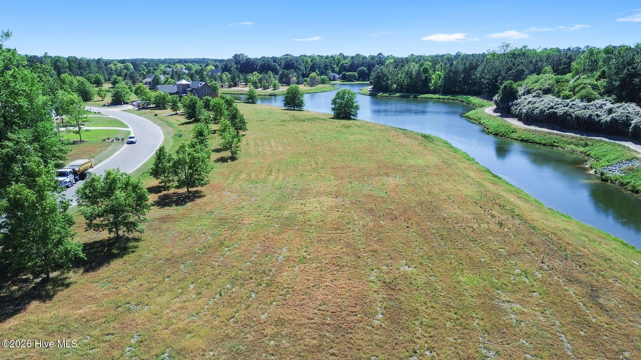 main property photo 14