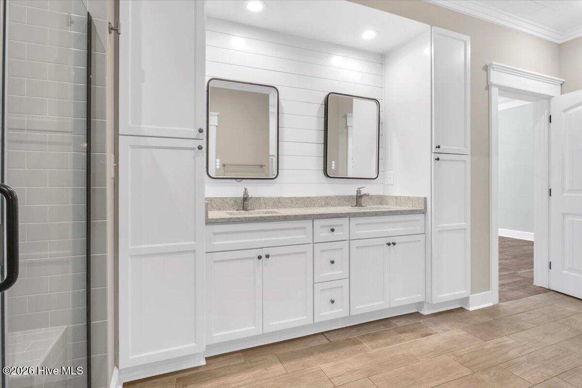 main property photo 80