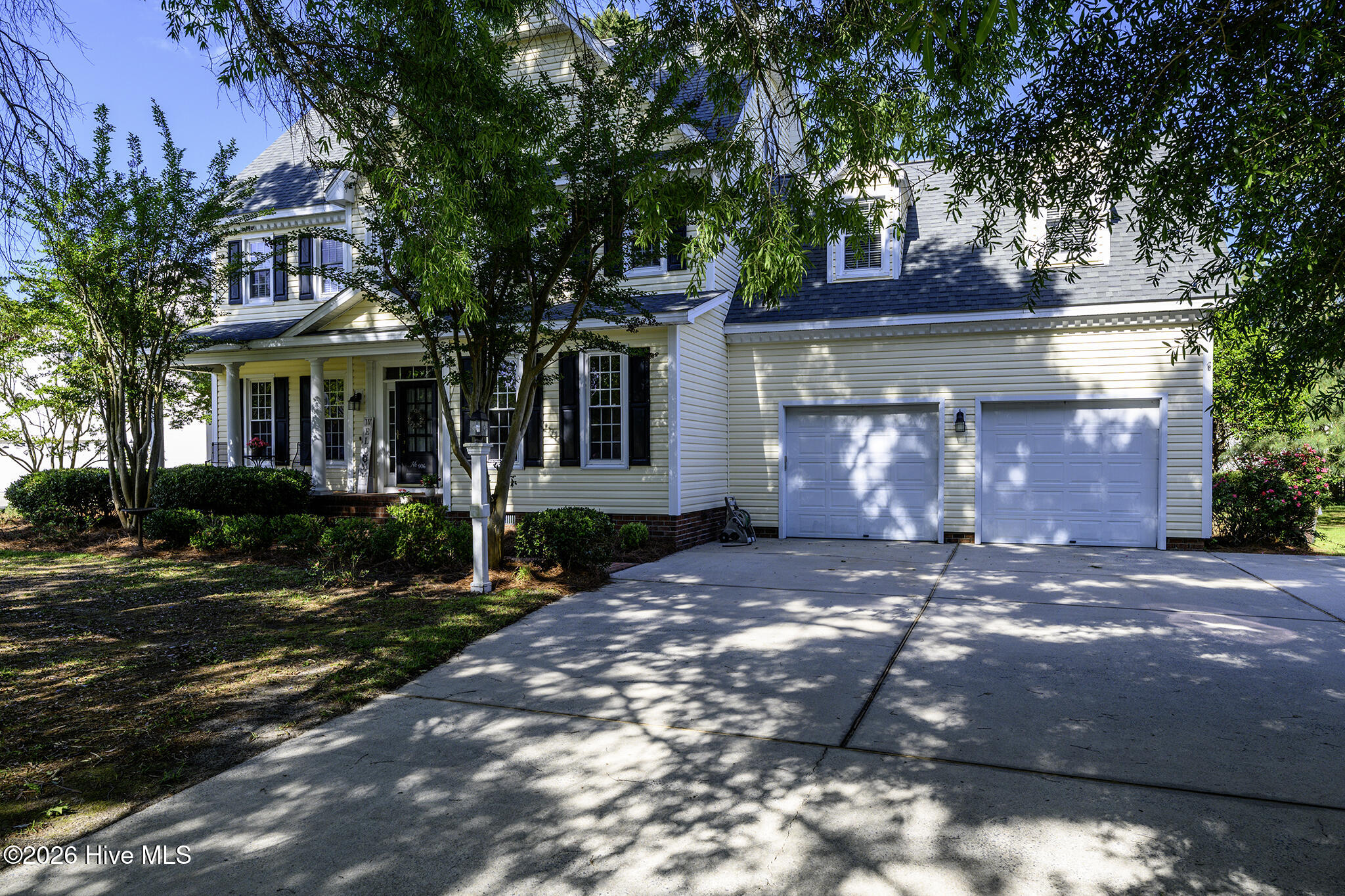 main property photo 32