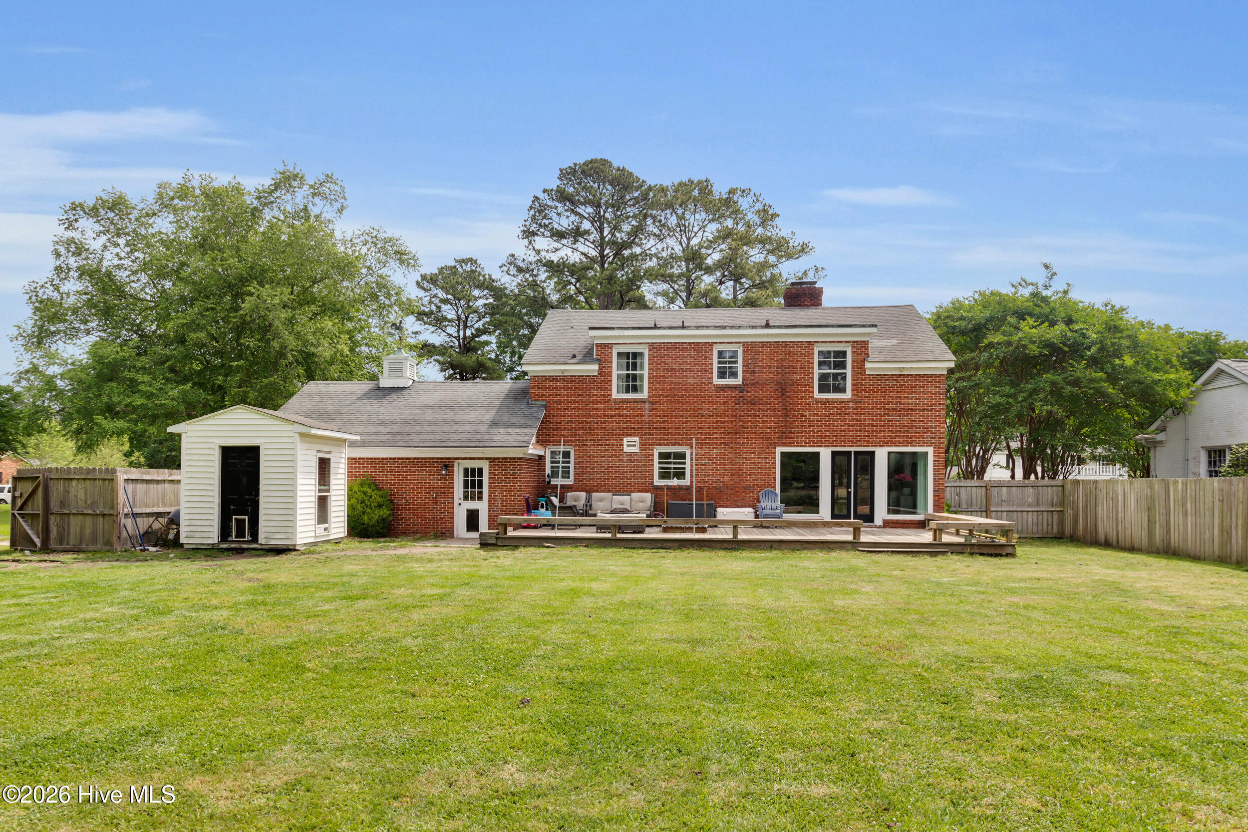 main property photo 31