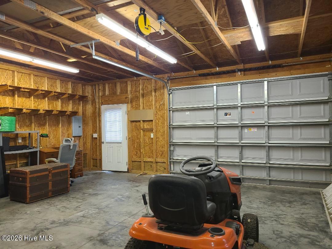 main property photo 41