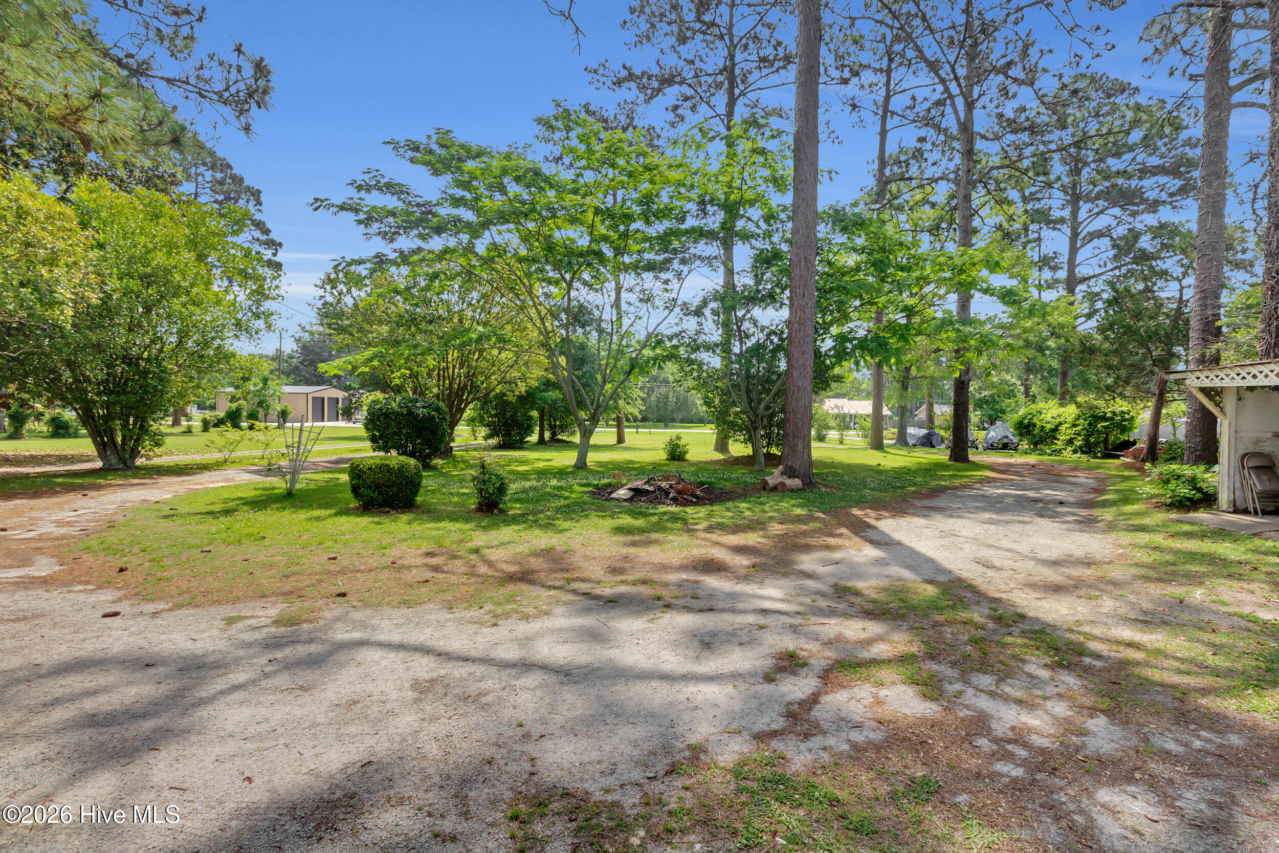 main property photo 27