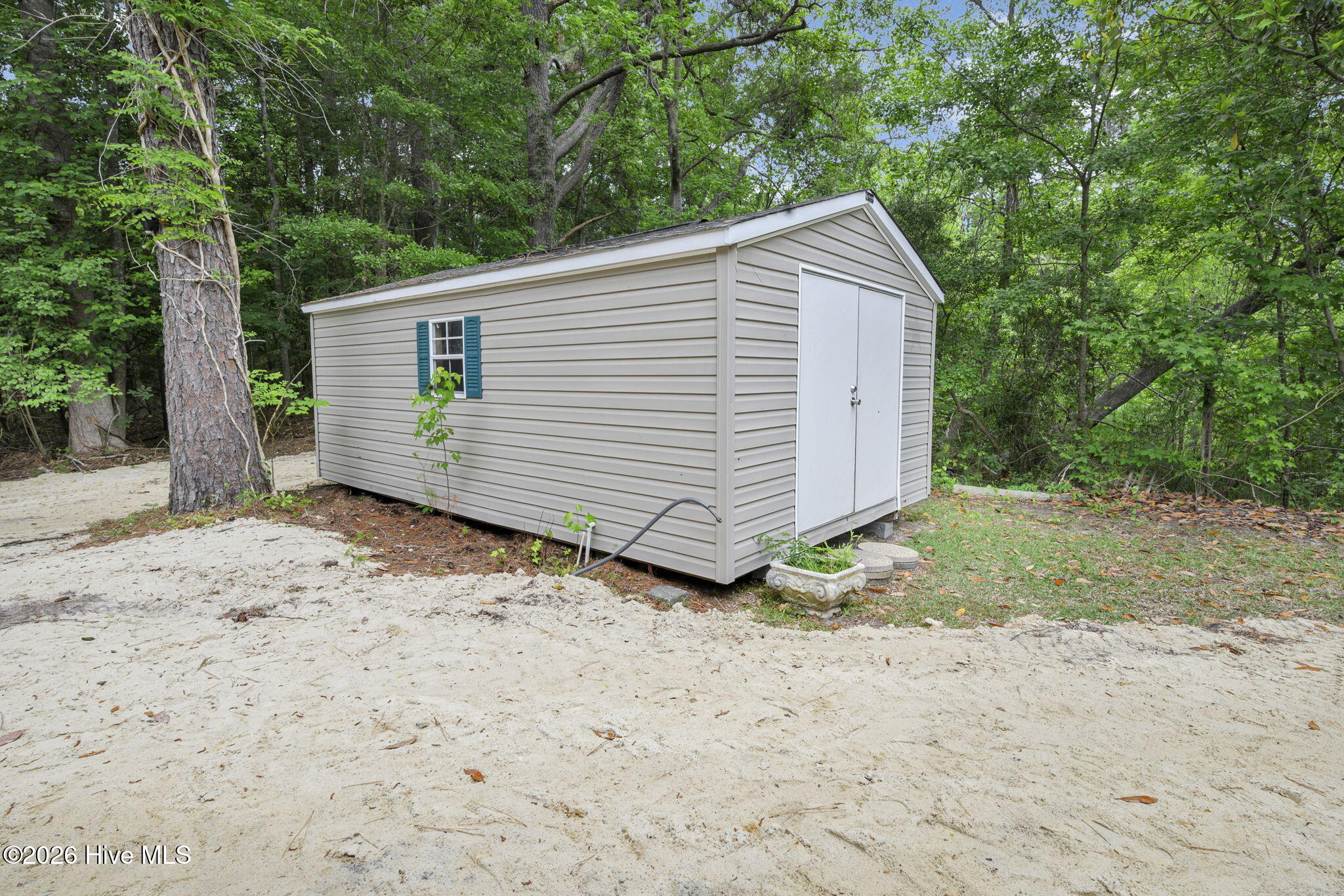 main property photo 42