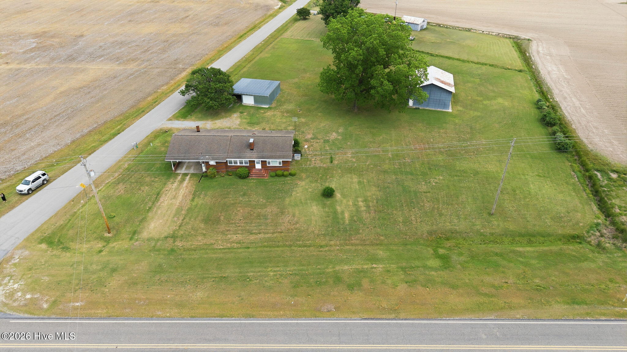 main property photo 39