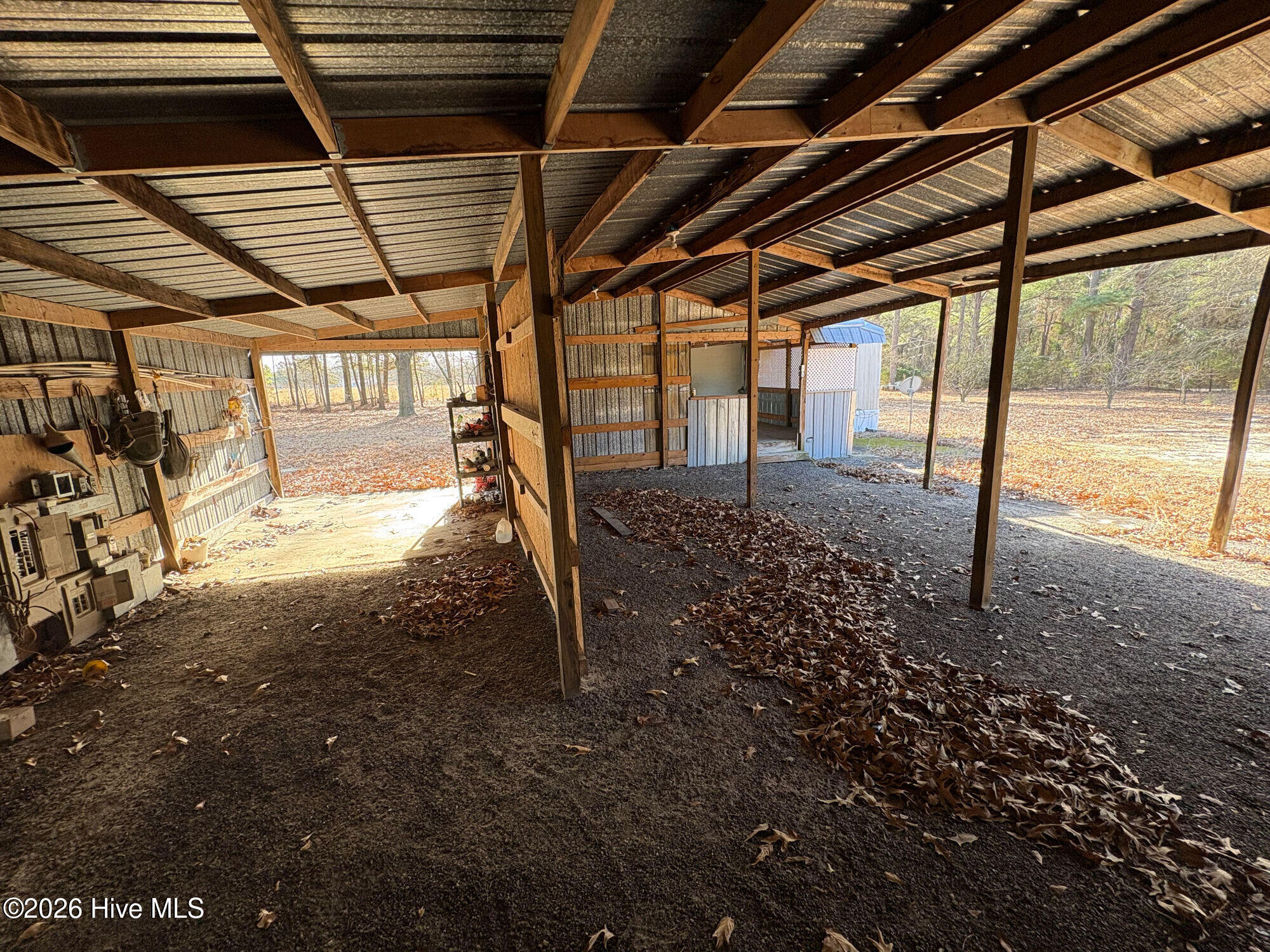 main property photo 13