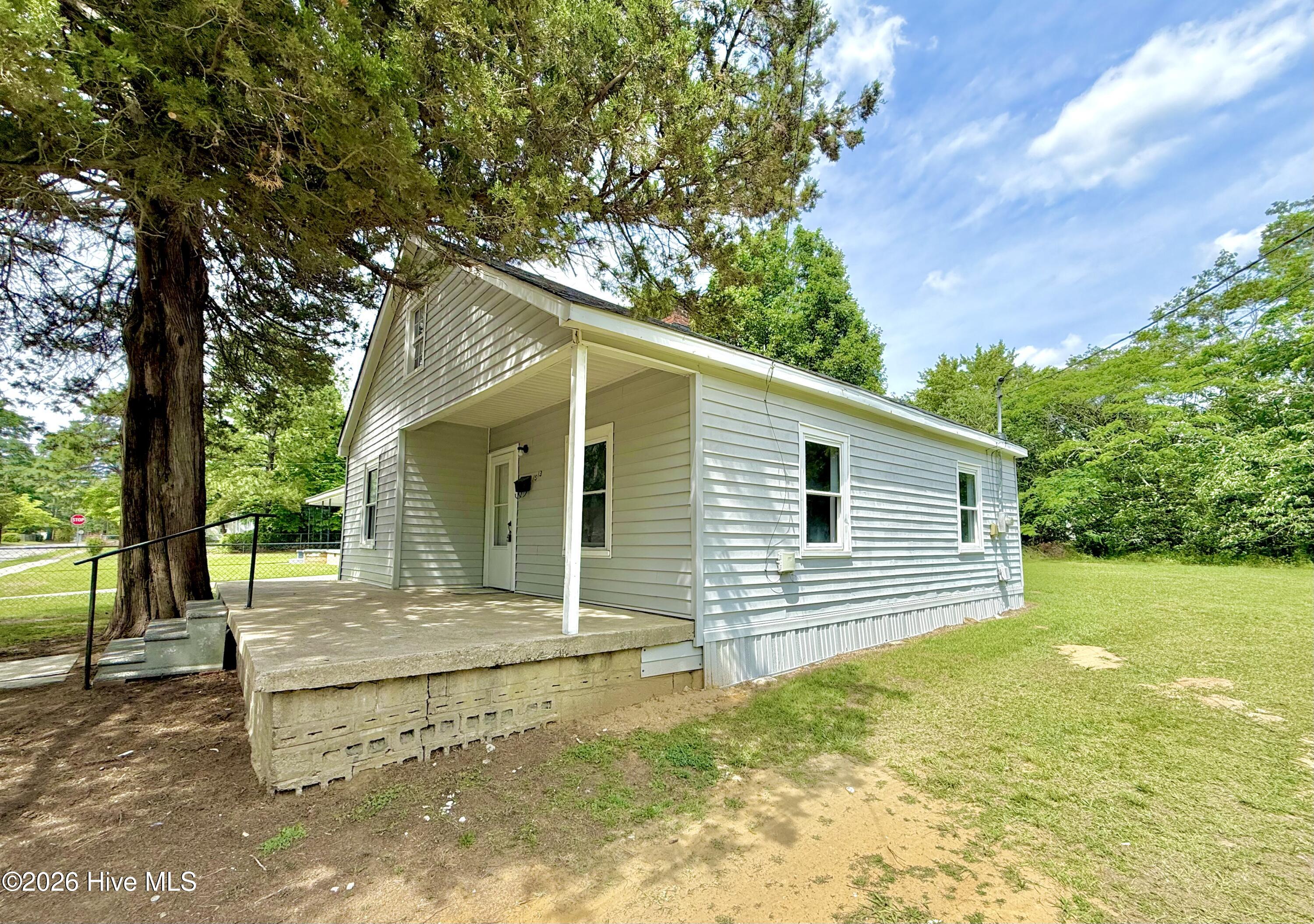 main property photo 4