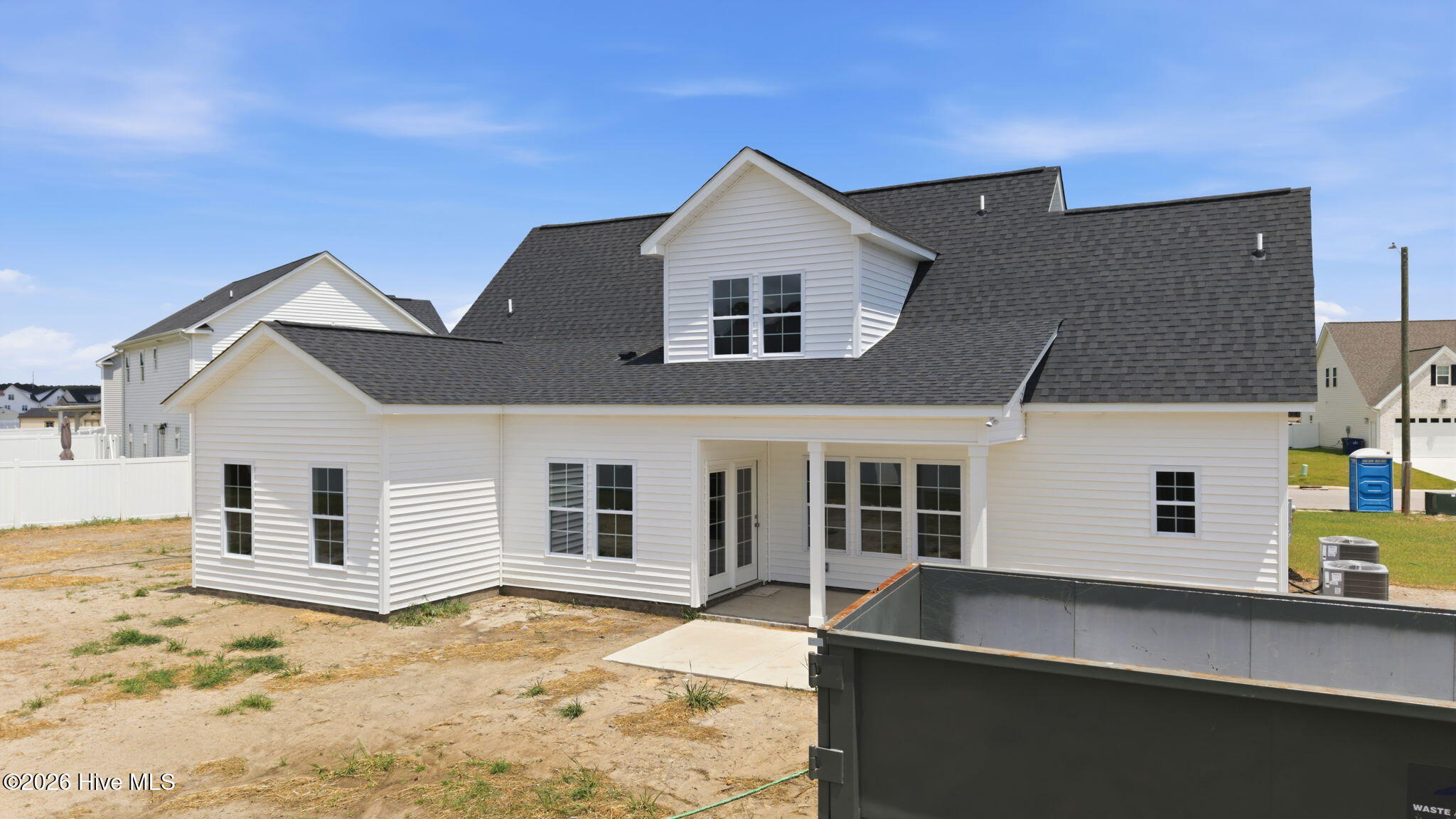 main property photo 40