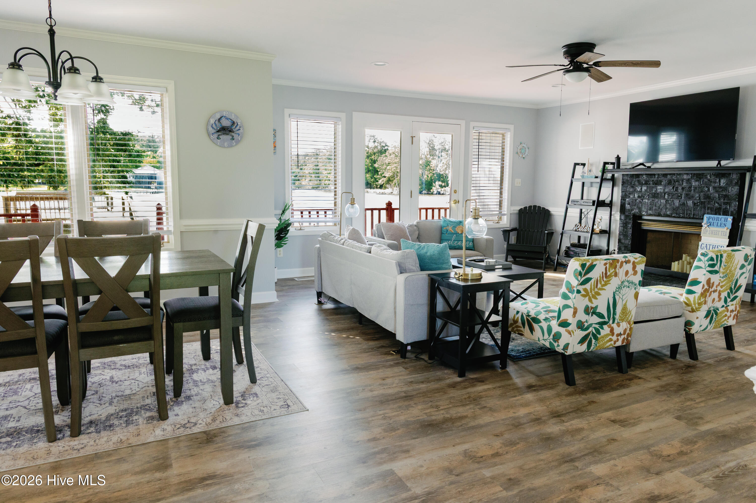 main property photo 31