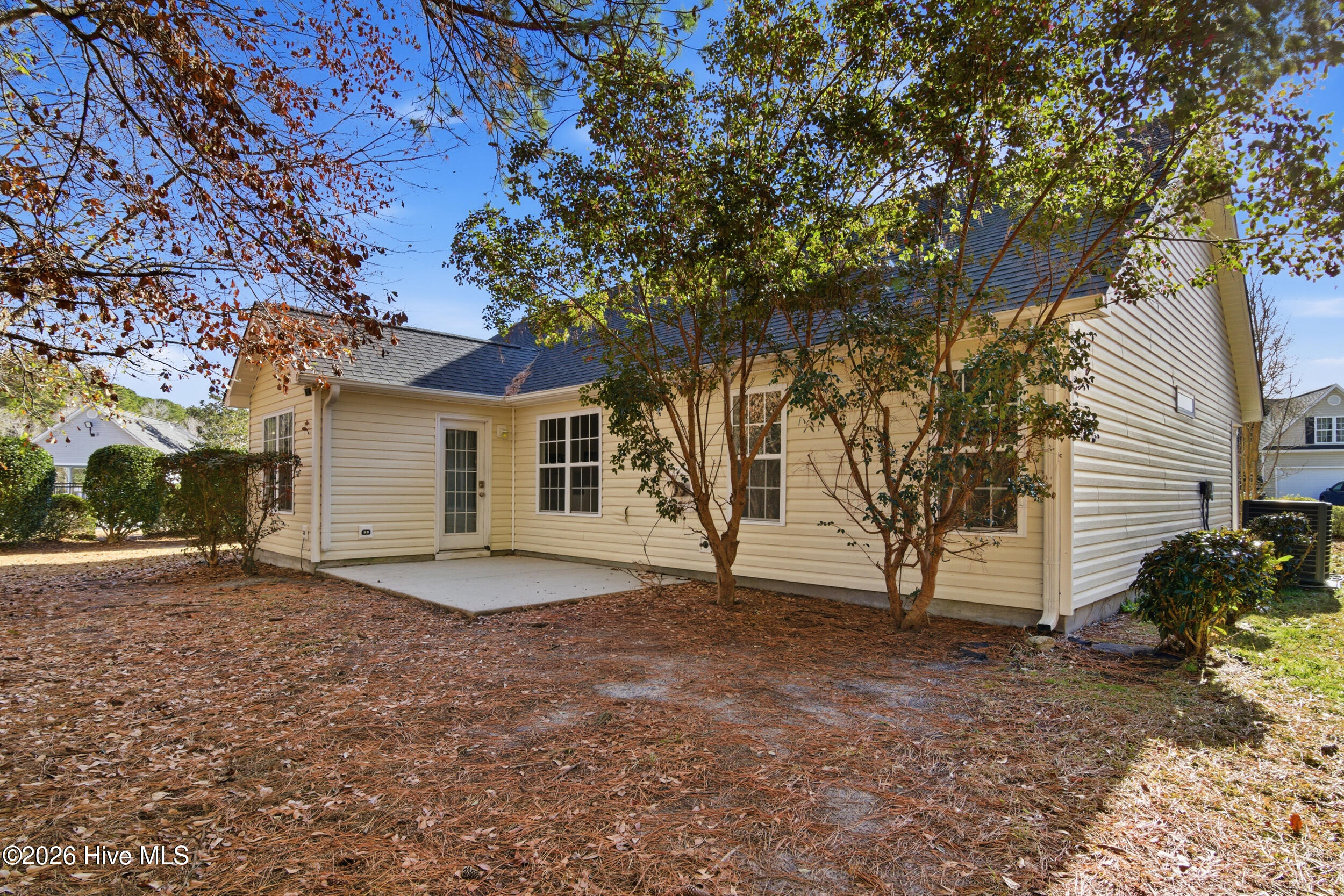 main property photo 32