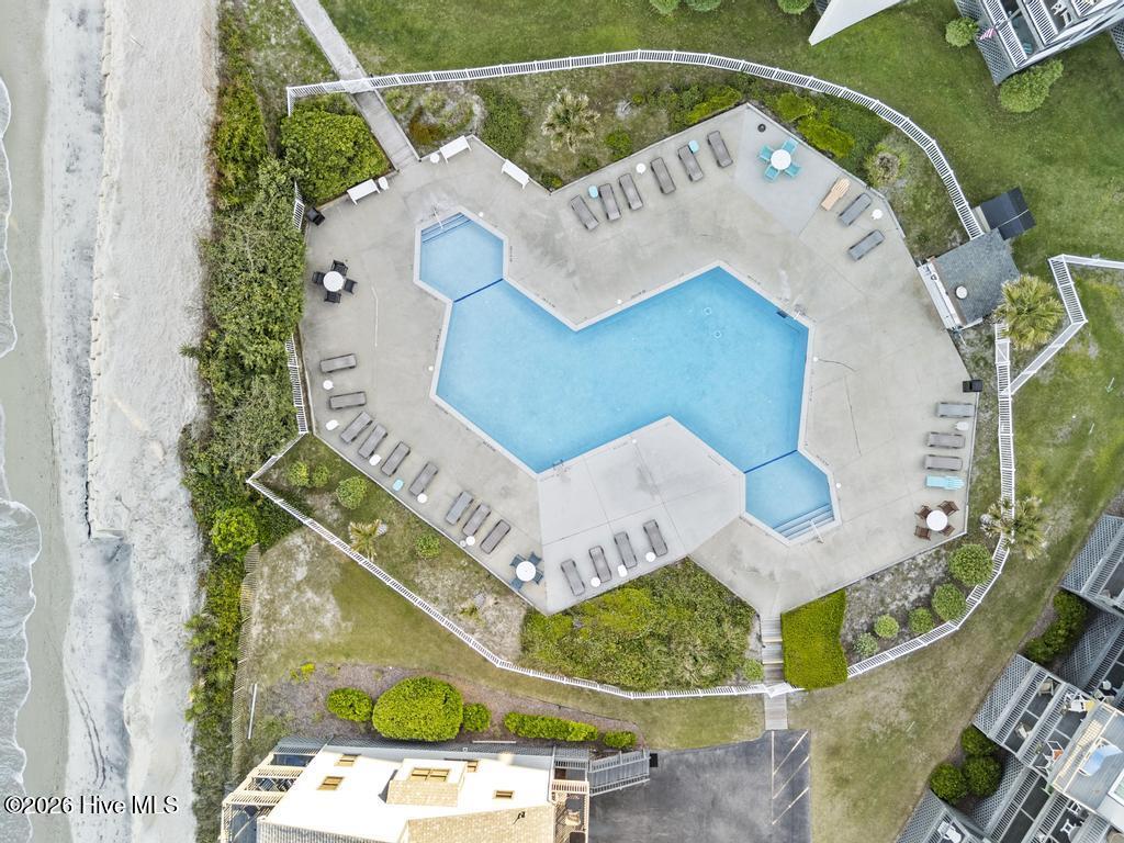 main property photo 75