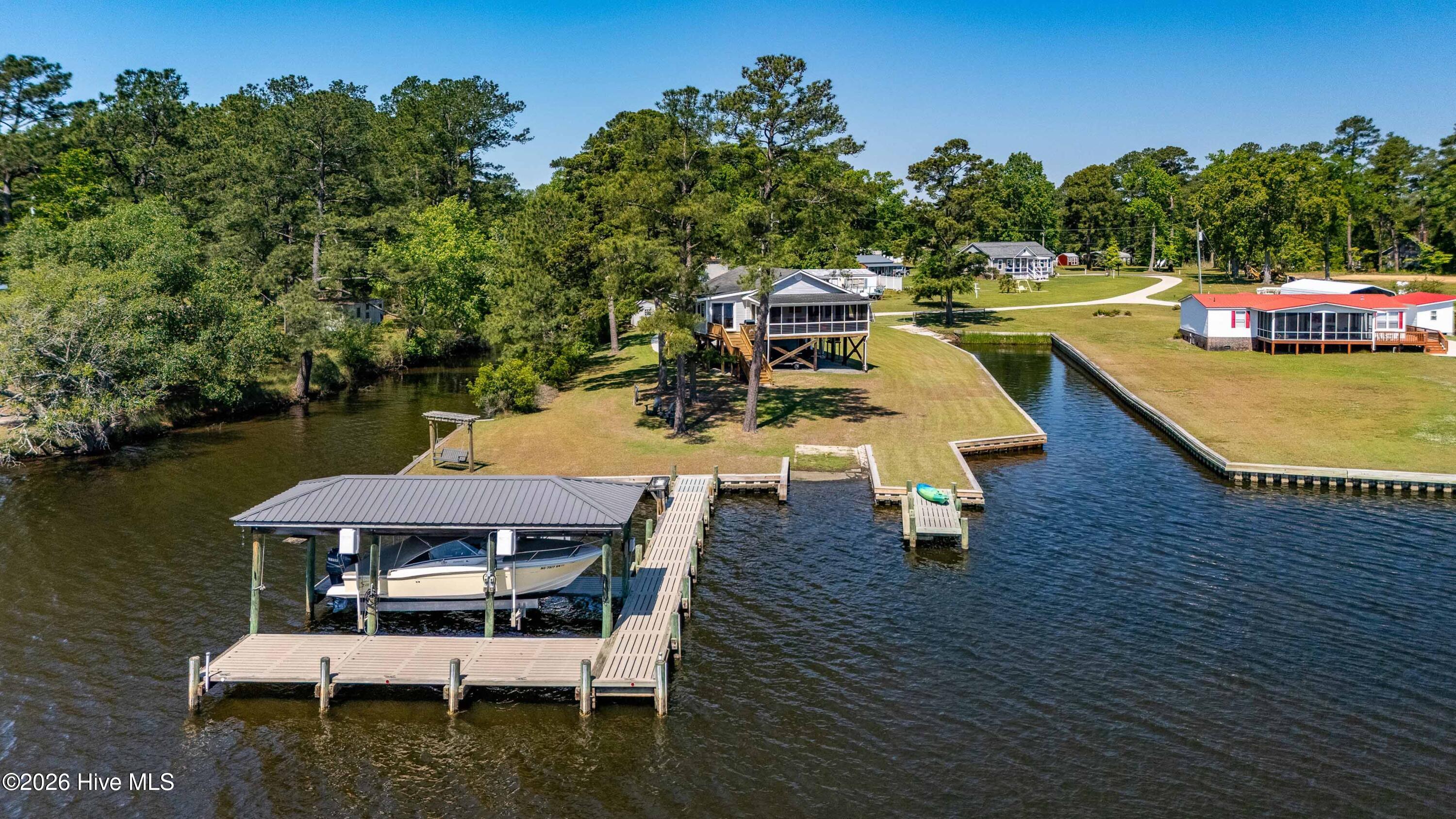 main property photo 37