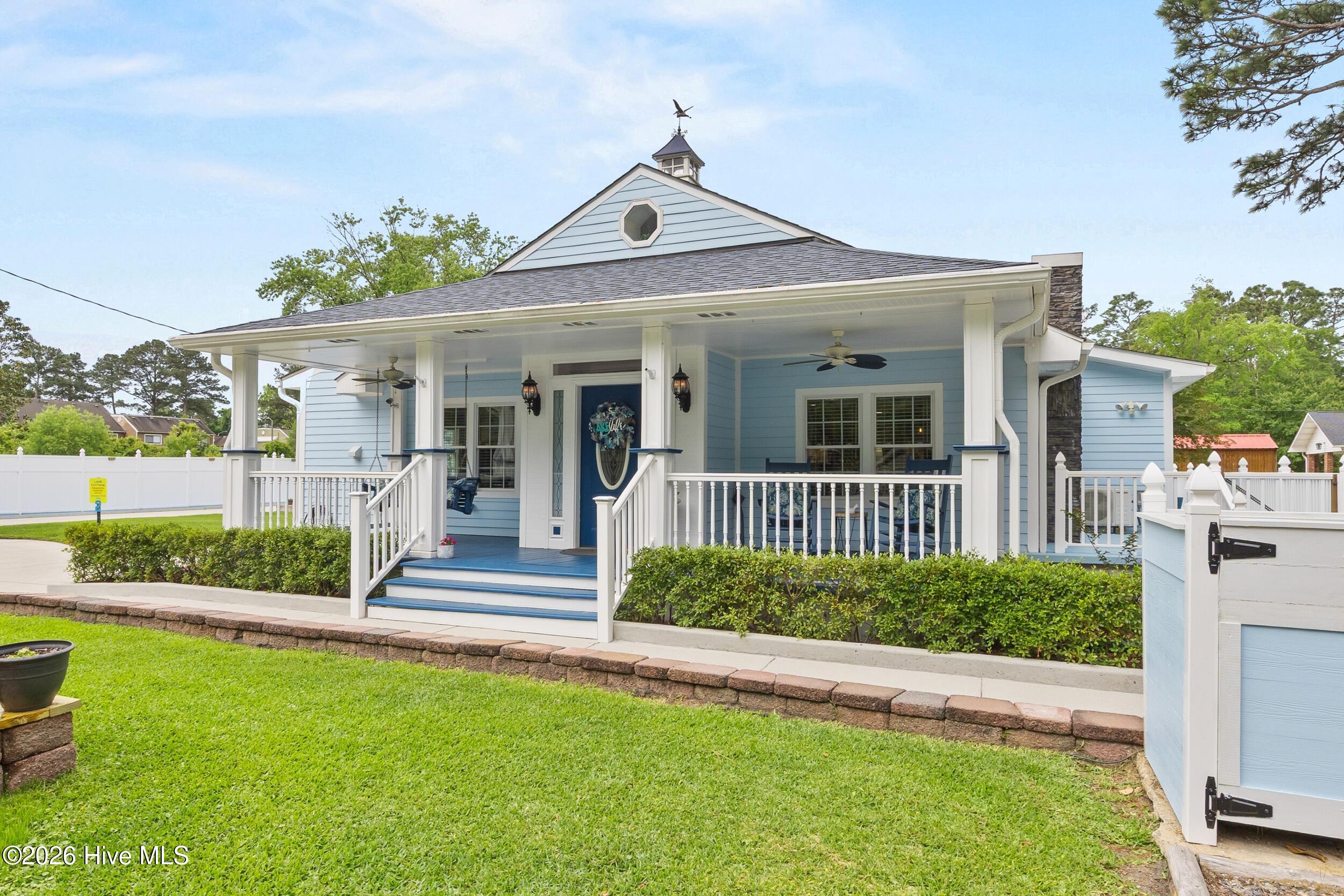 main property photo 2