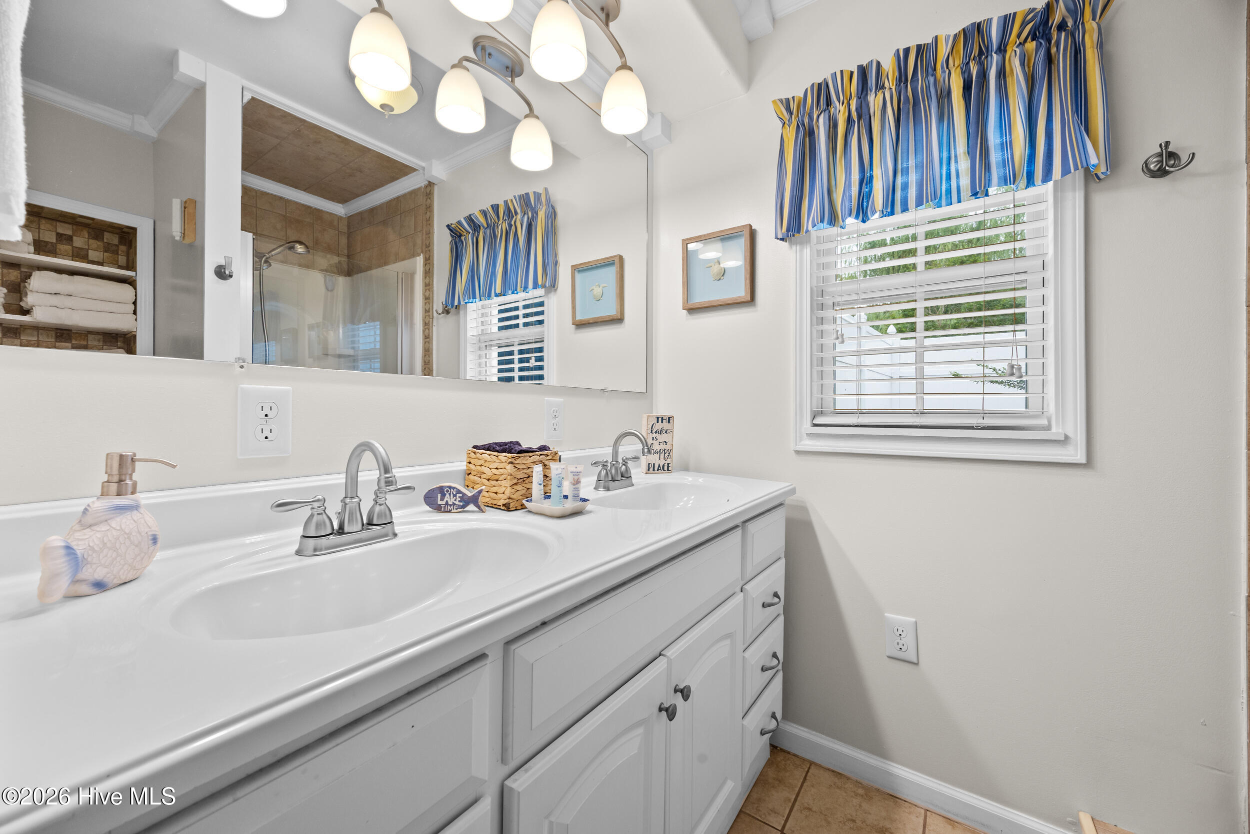 main property photo 67