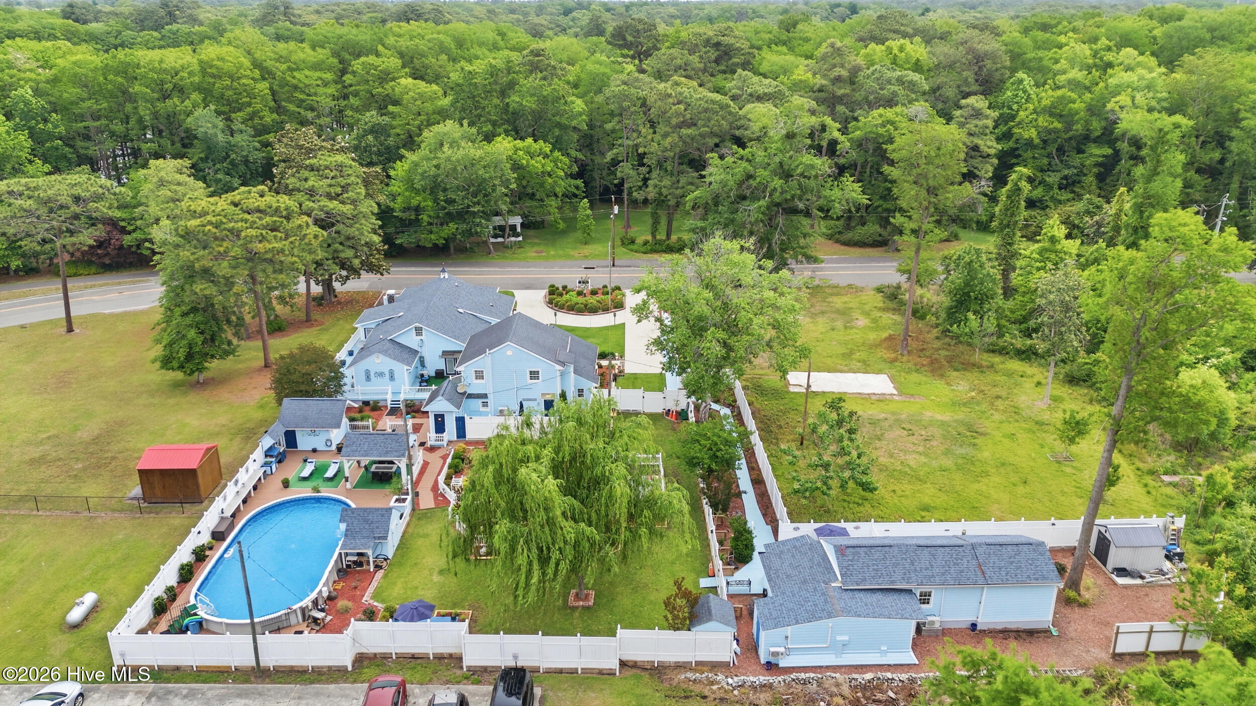 main property photo 99