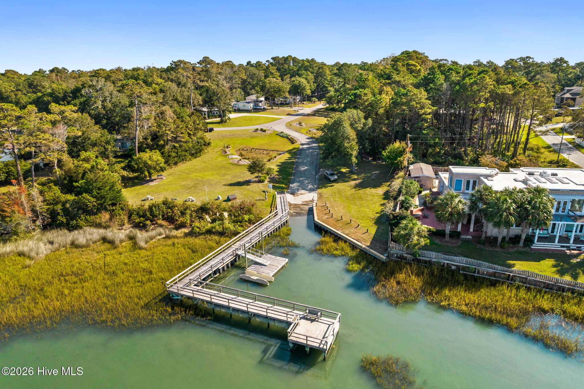 main property photo 42