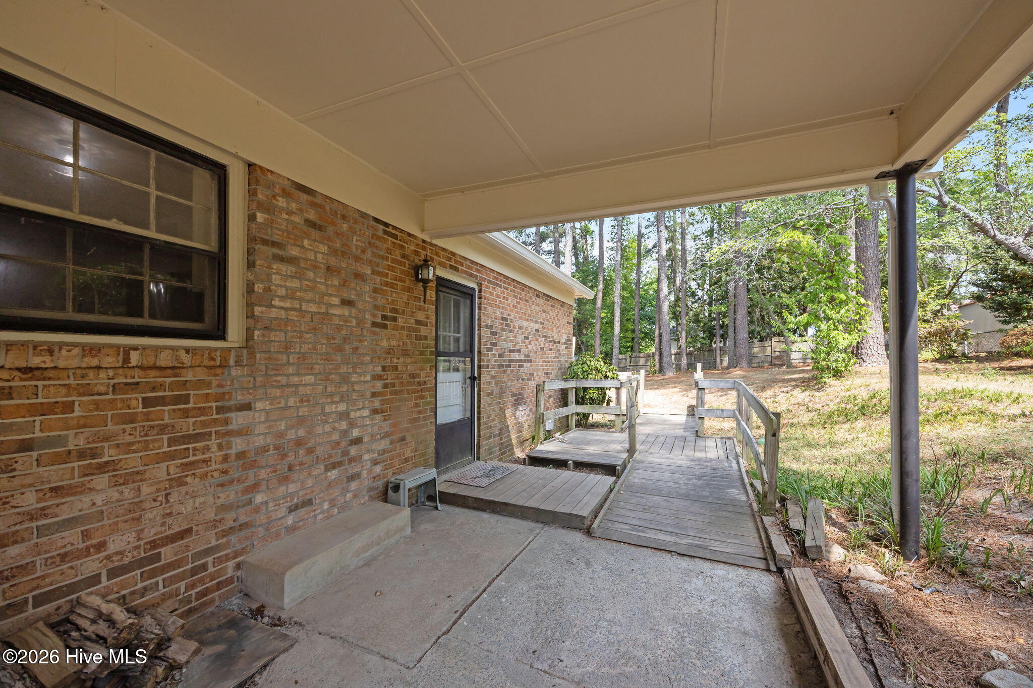 main property photo 46