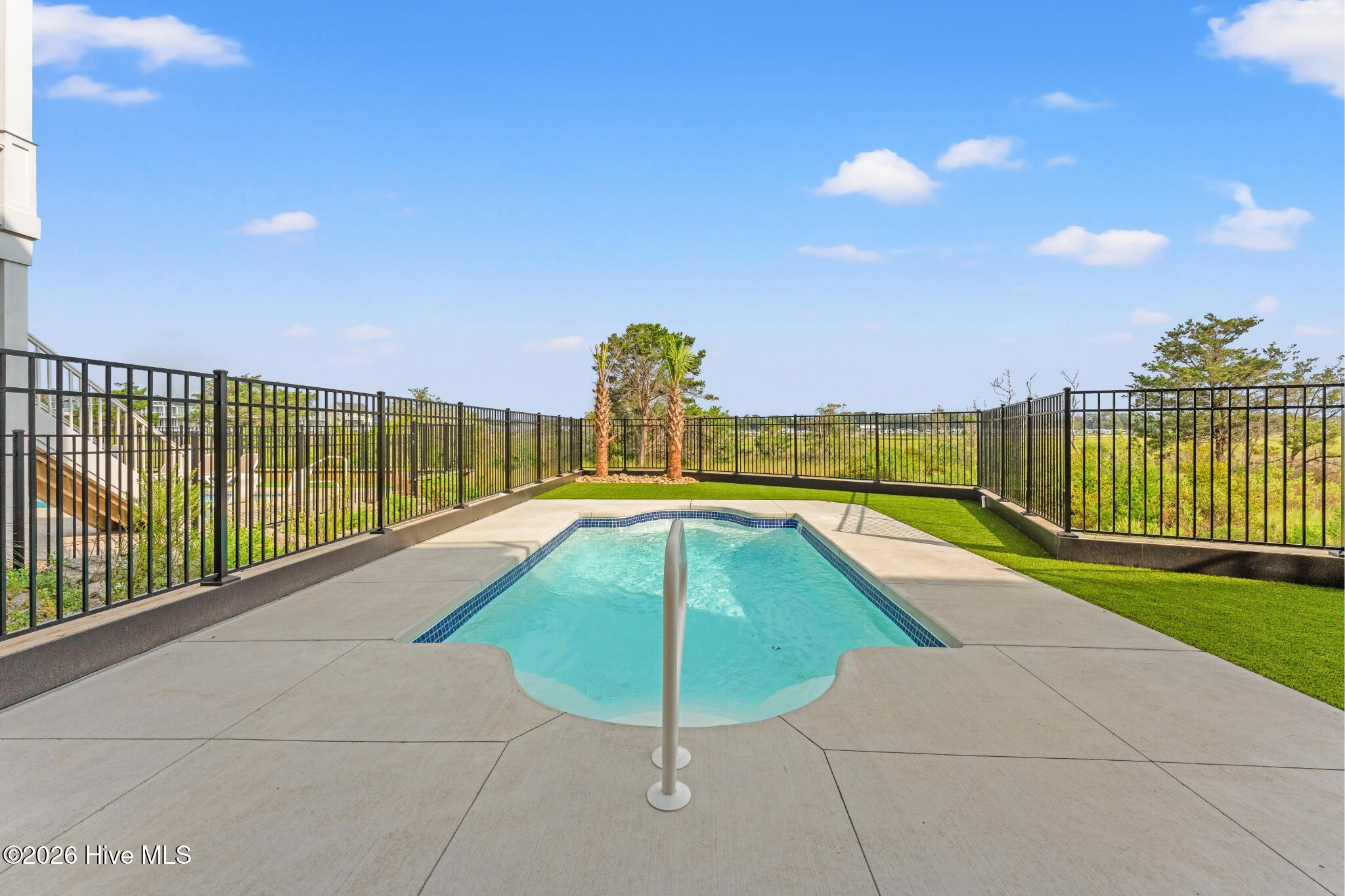 main property photo 54