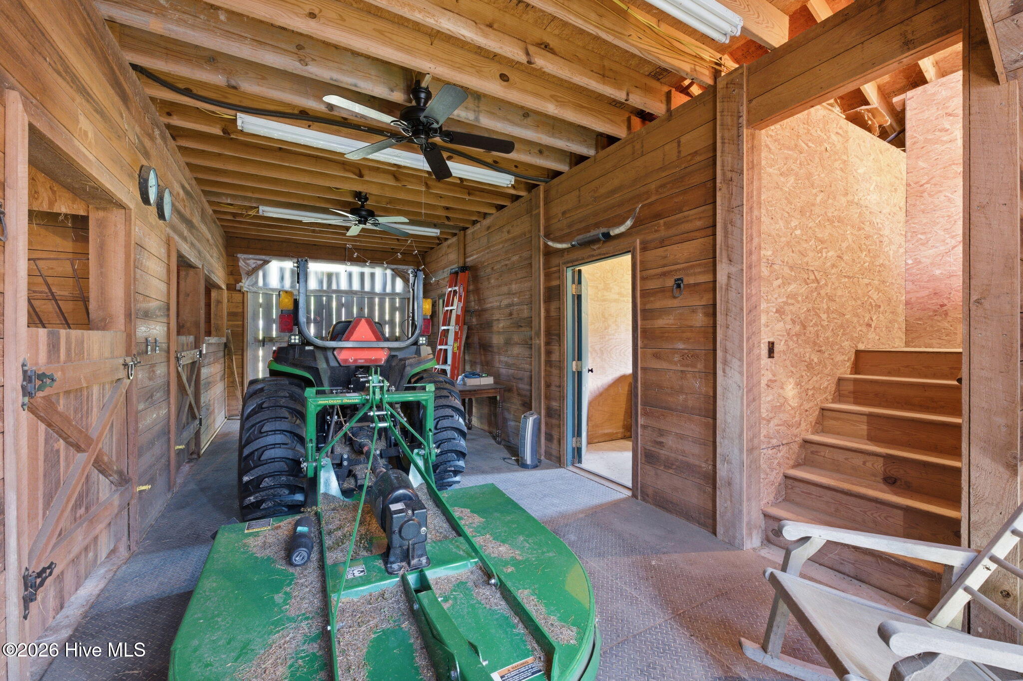 main property photo 49