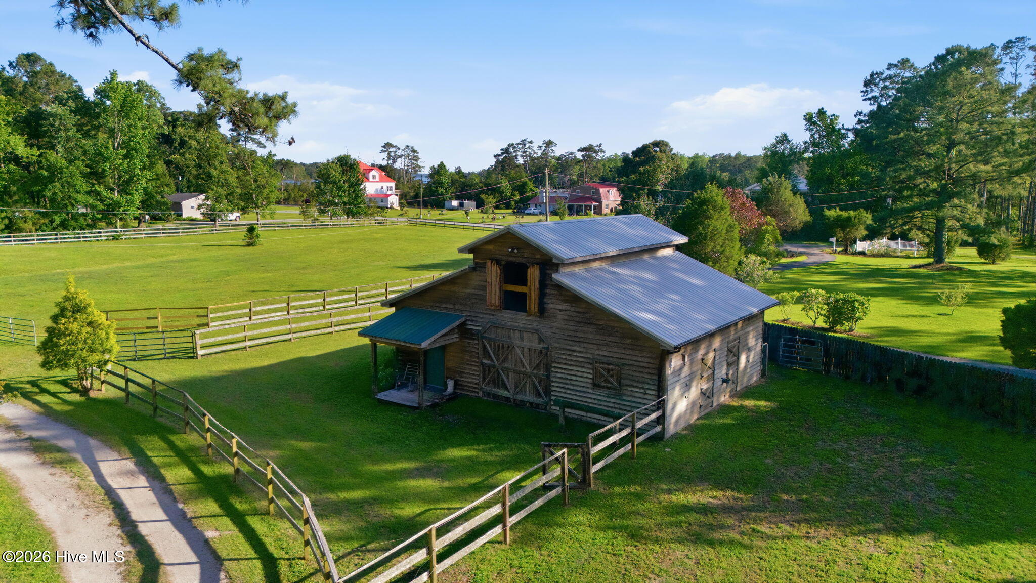 main property photo 59