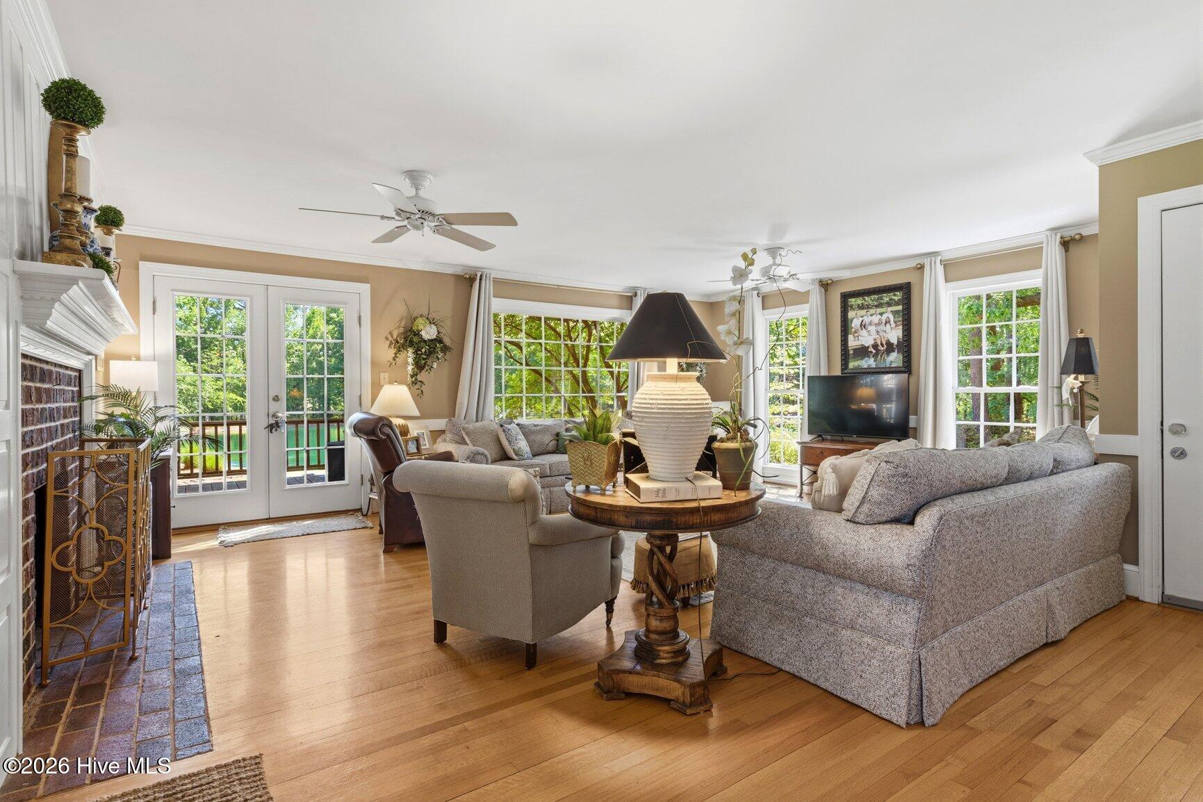 main property photo 18