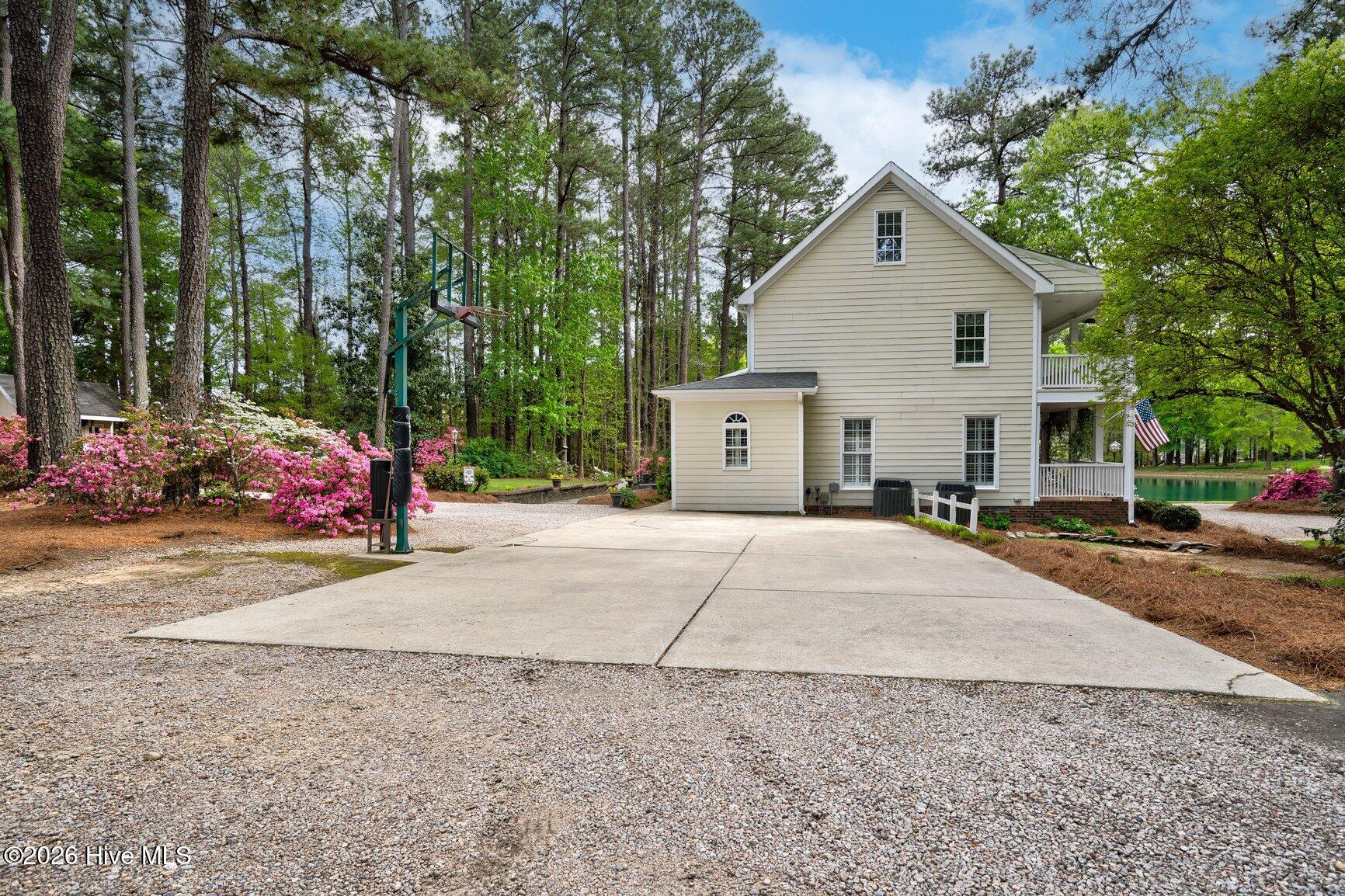 main property photo 39