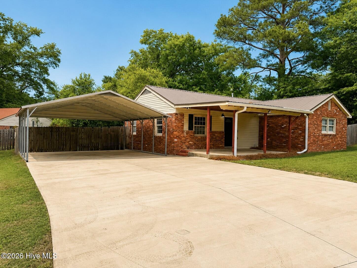 main property photo 2