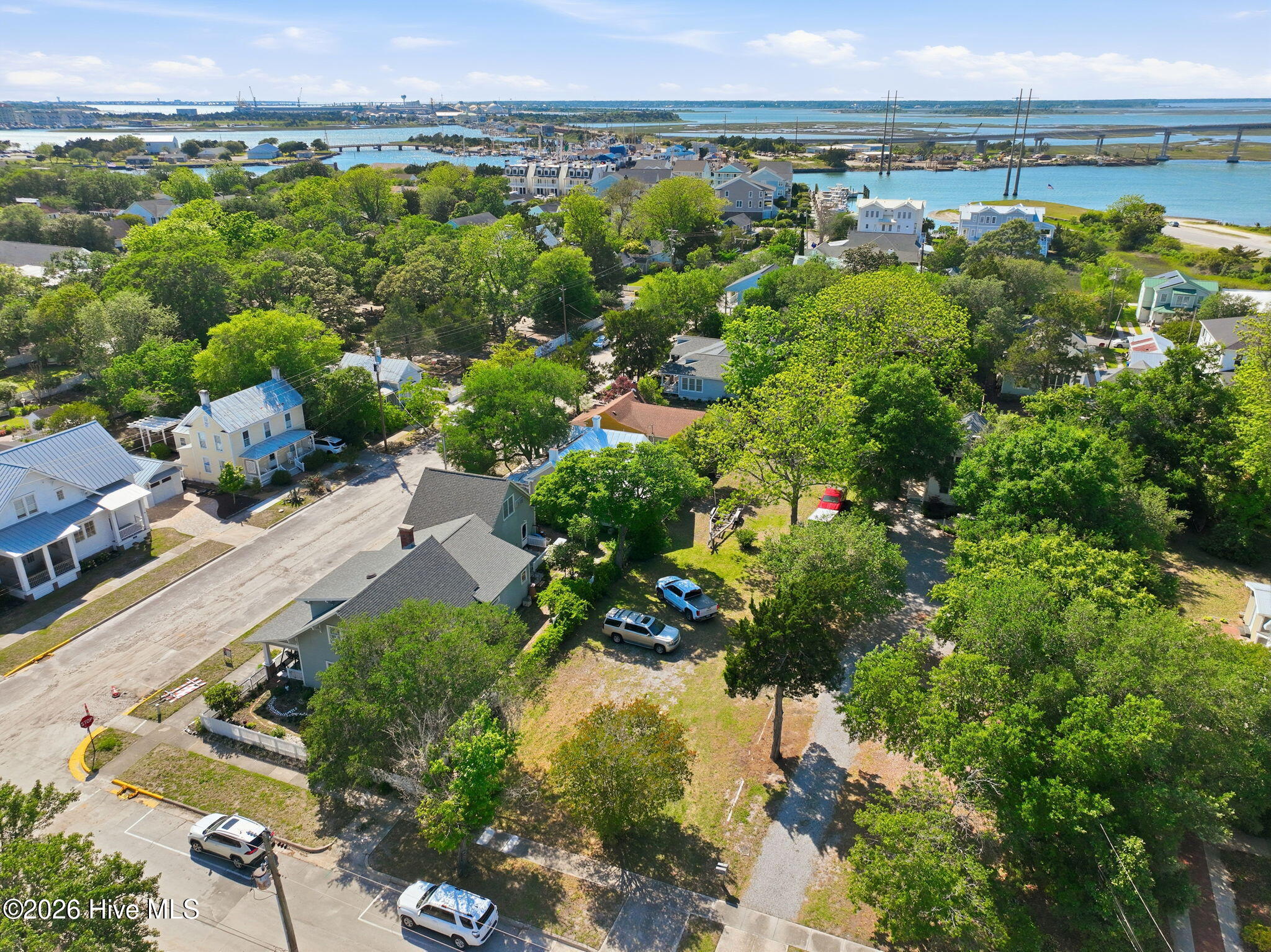main property photo 46