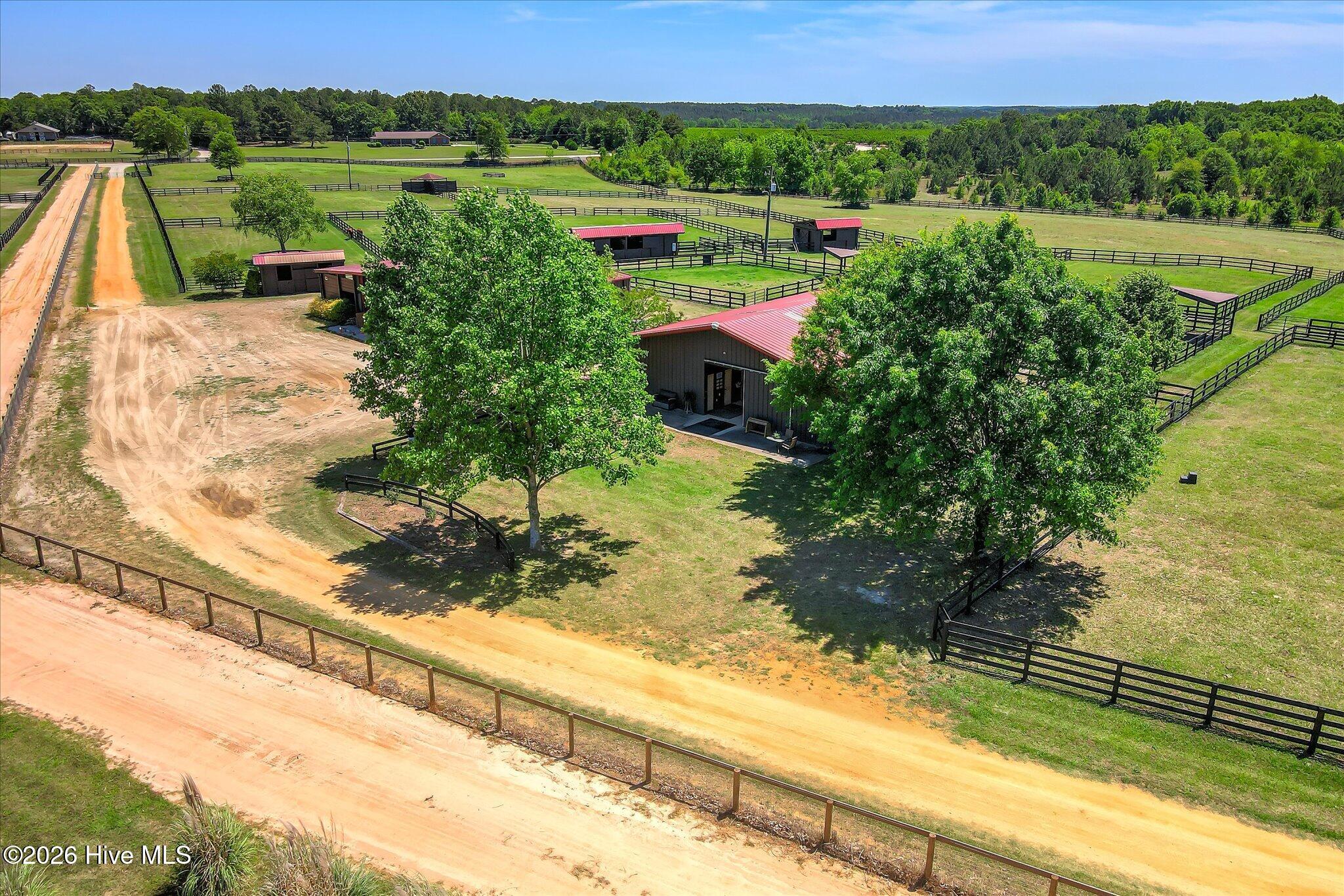 main property photo 27