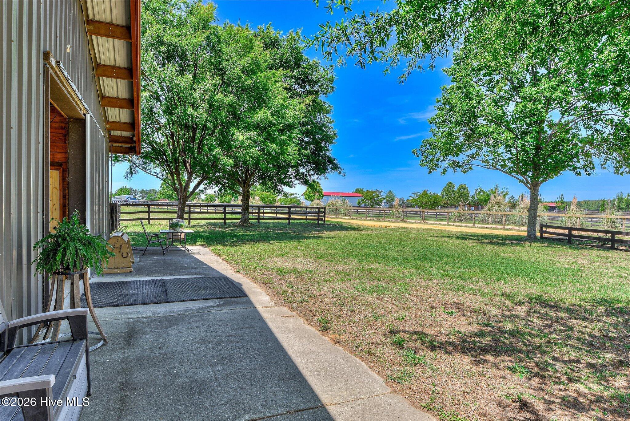 main property photo 34