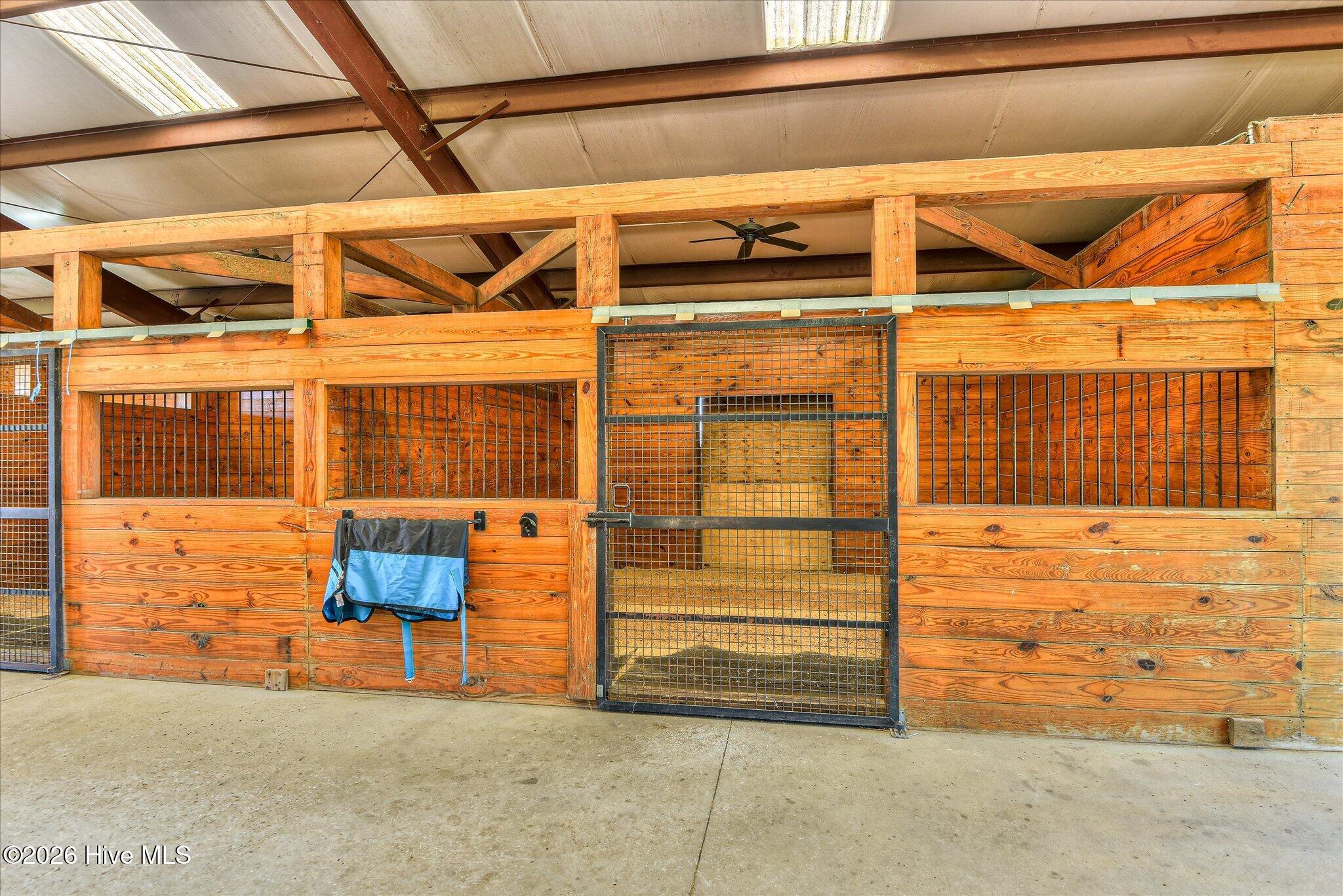 main property photo 41
