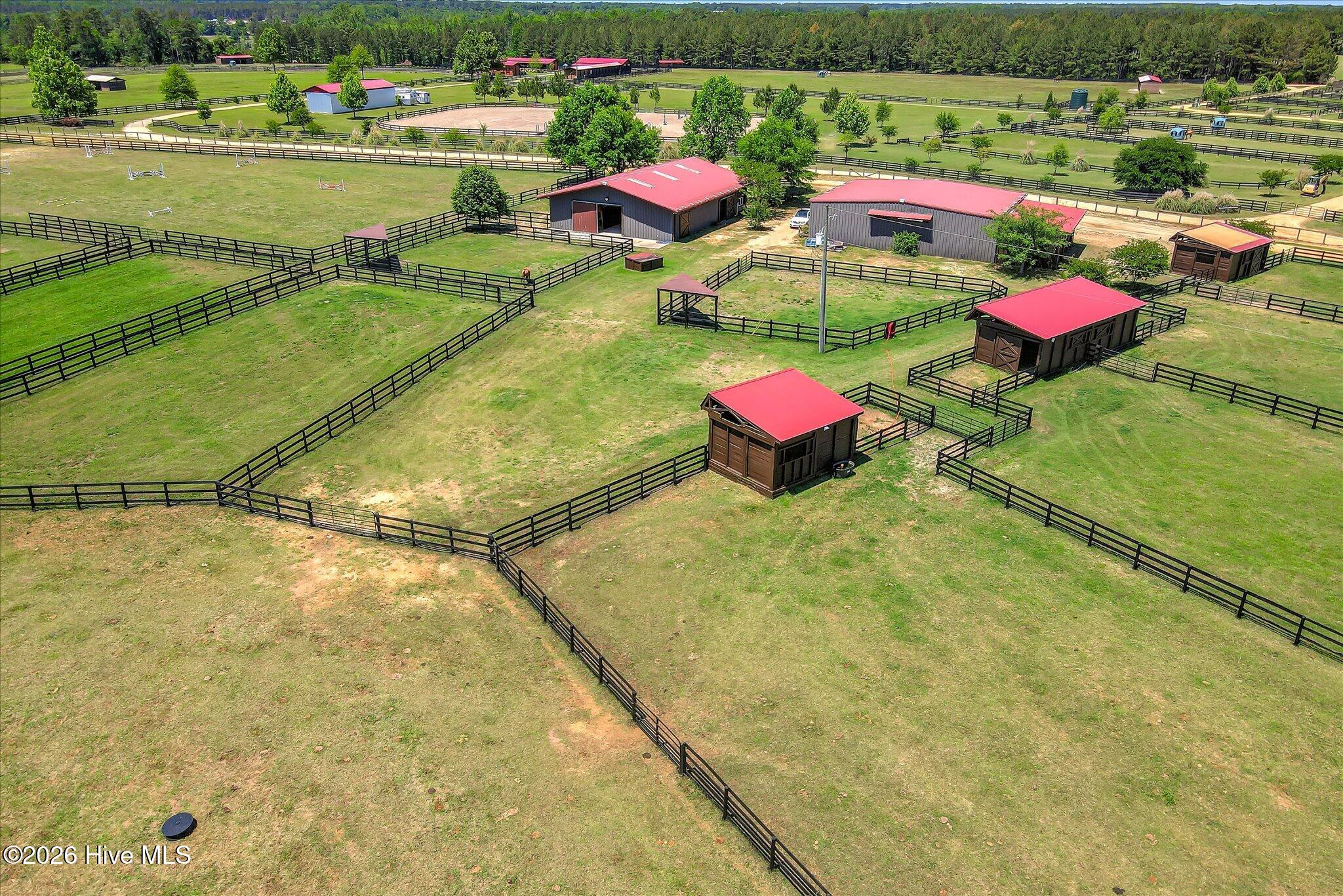 main property photo 7