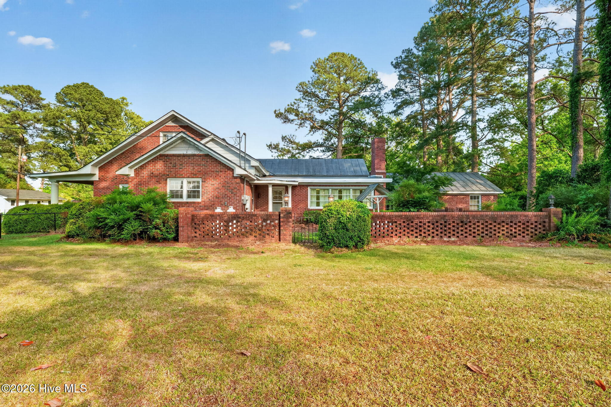 main property photo 46