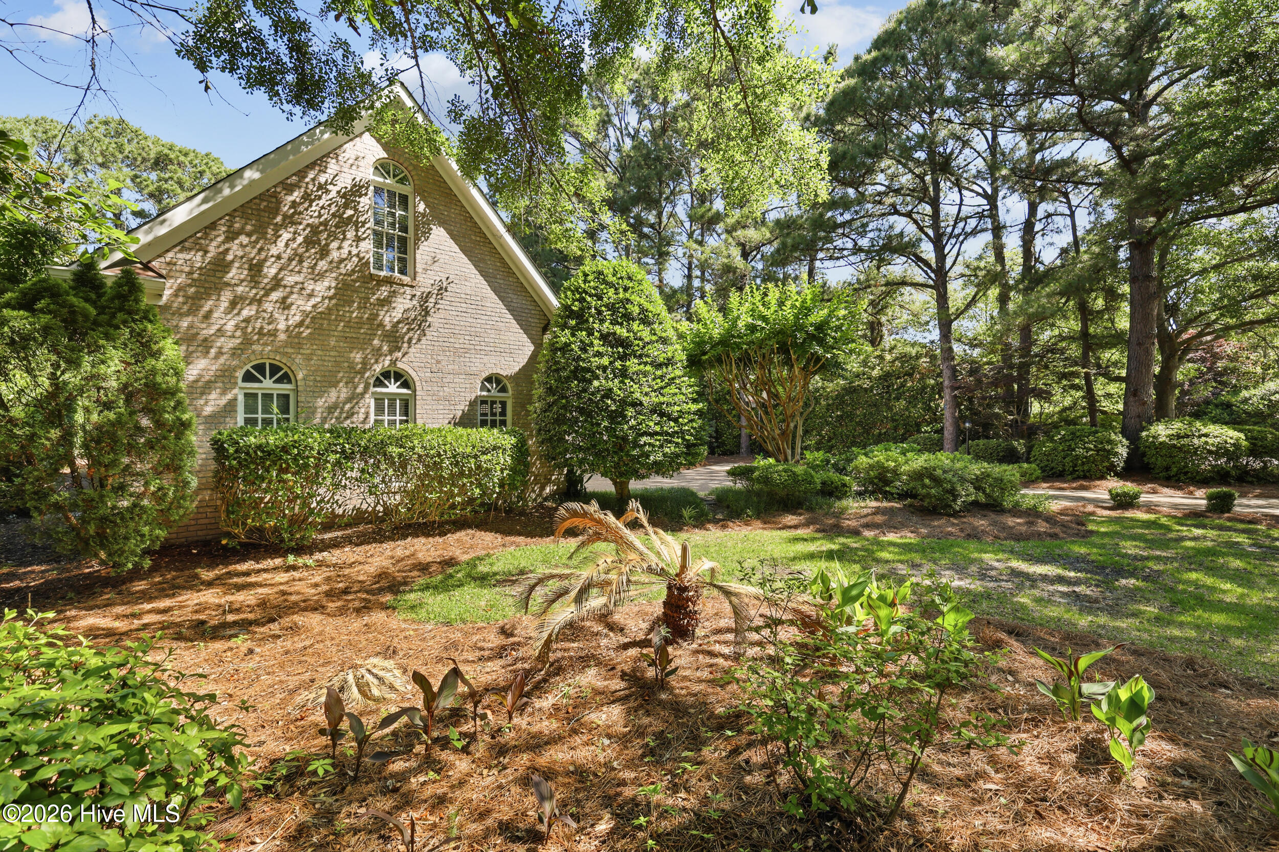 main property photo 27