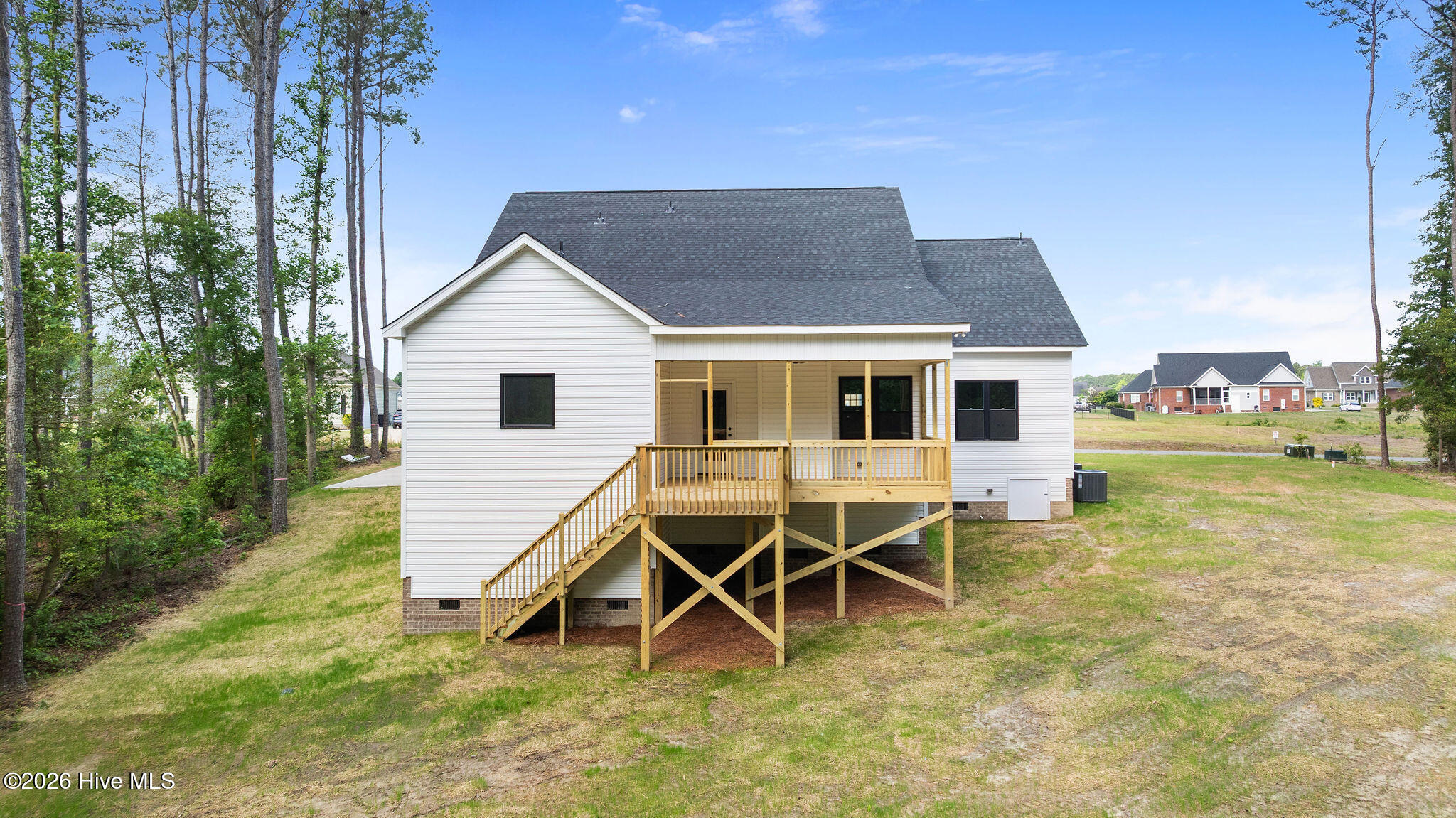 main property photo 42