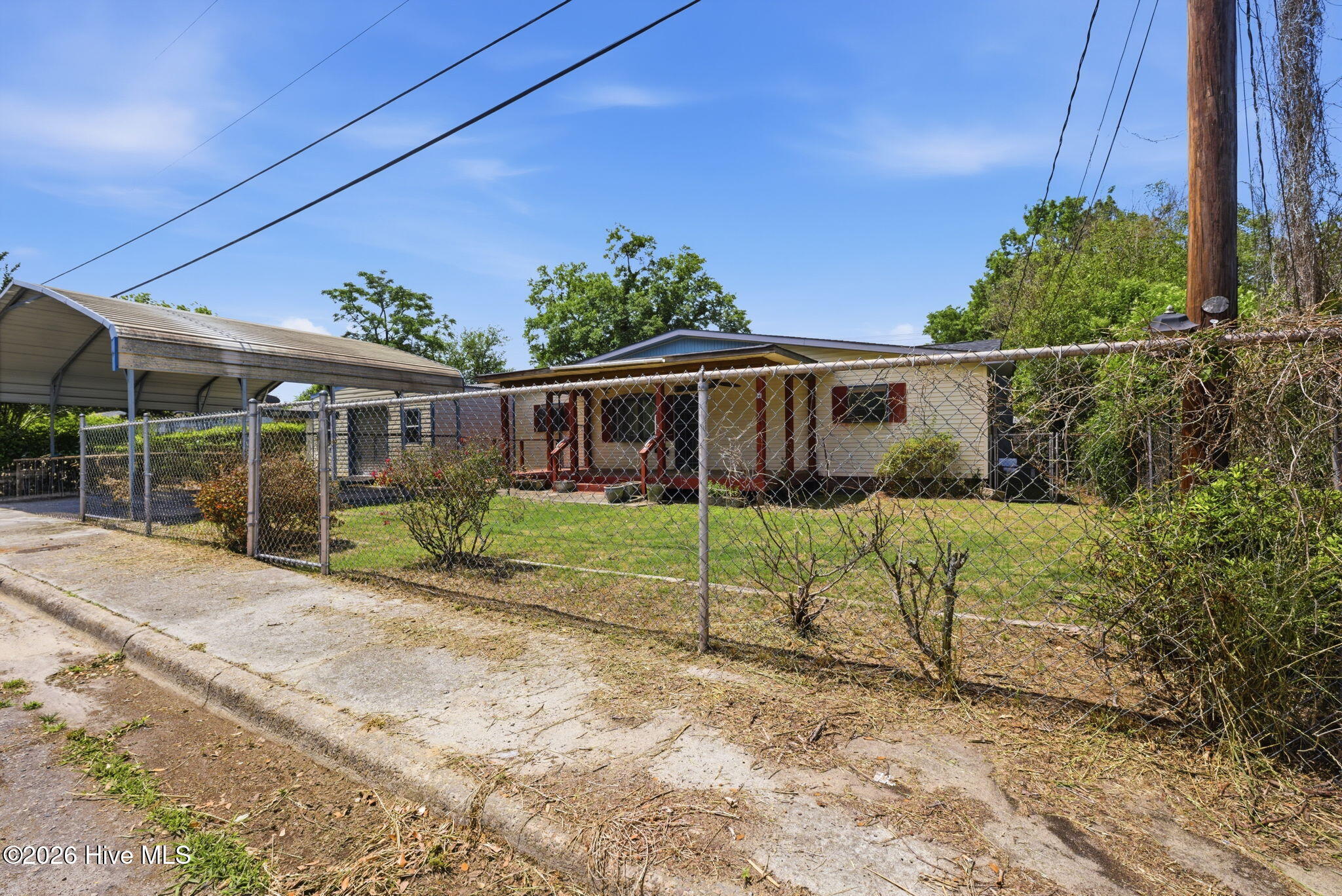 main property photo 7