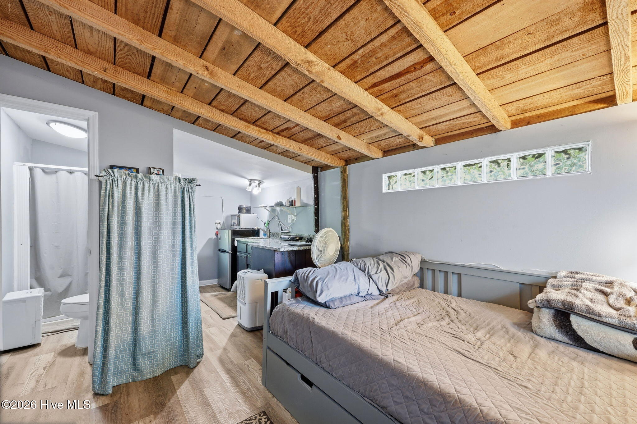 main property photo 51