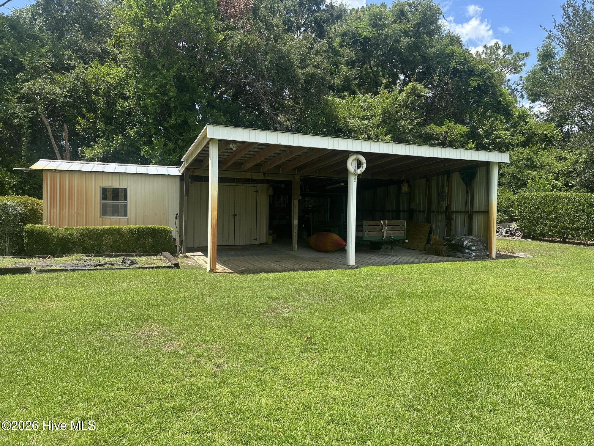 main property photo 57