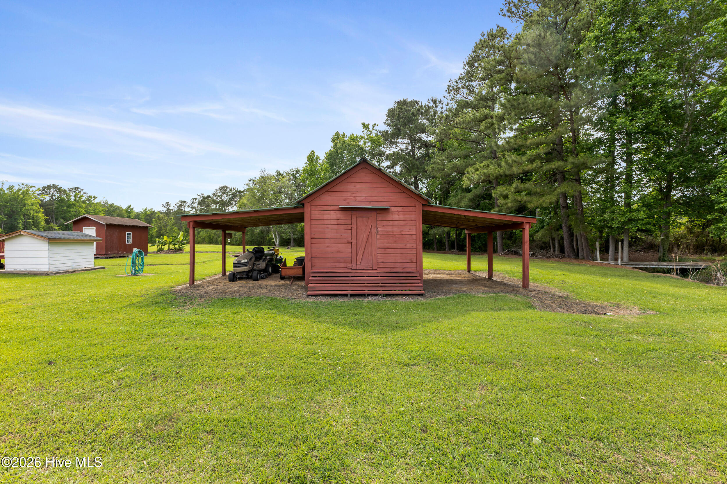 main property photo 27