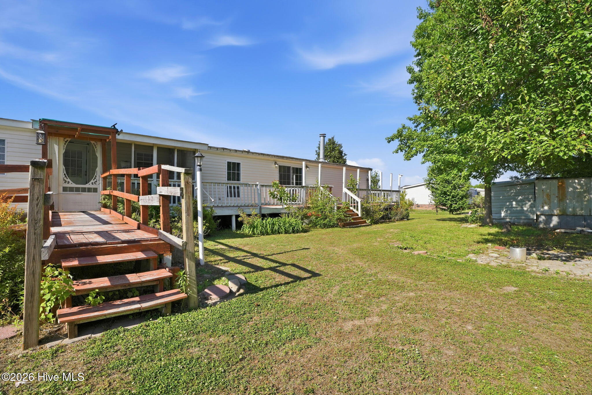 main property photo 35