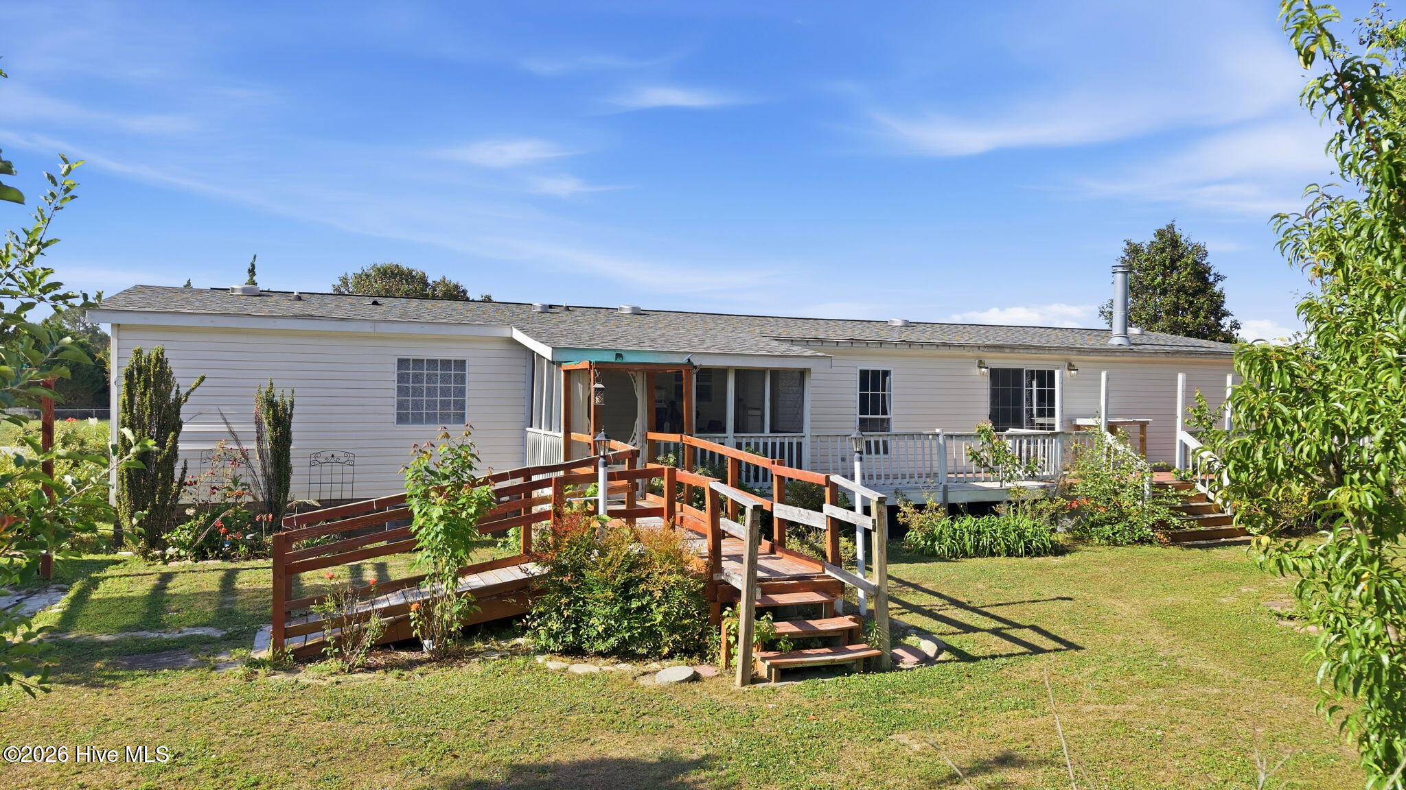main property photo 37