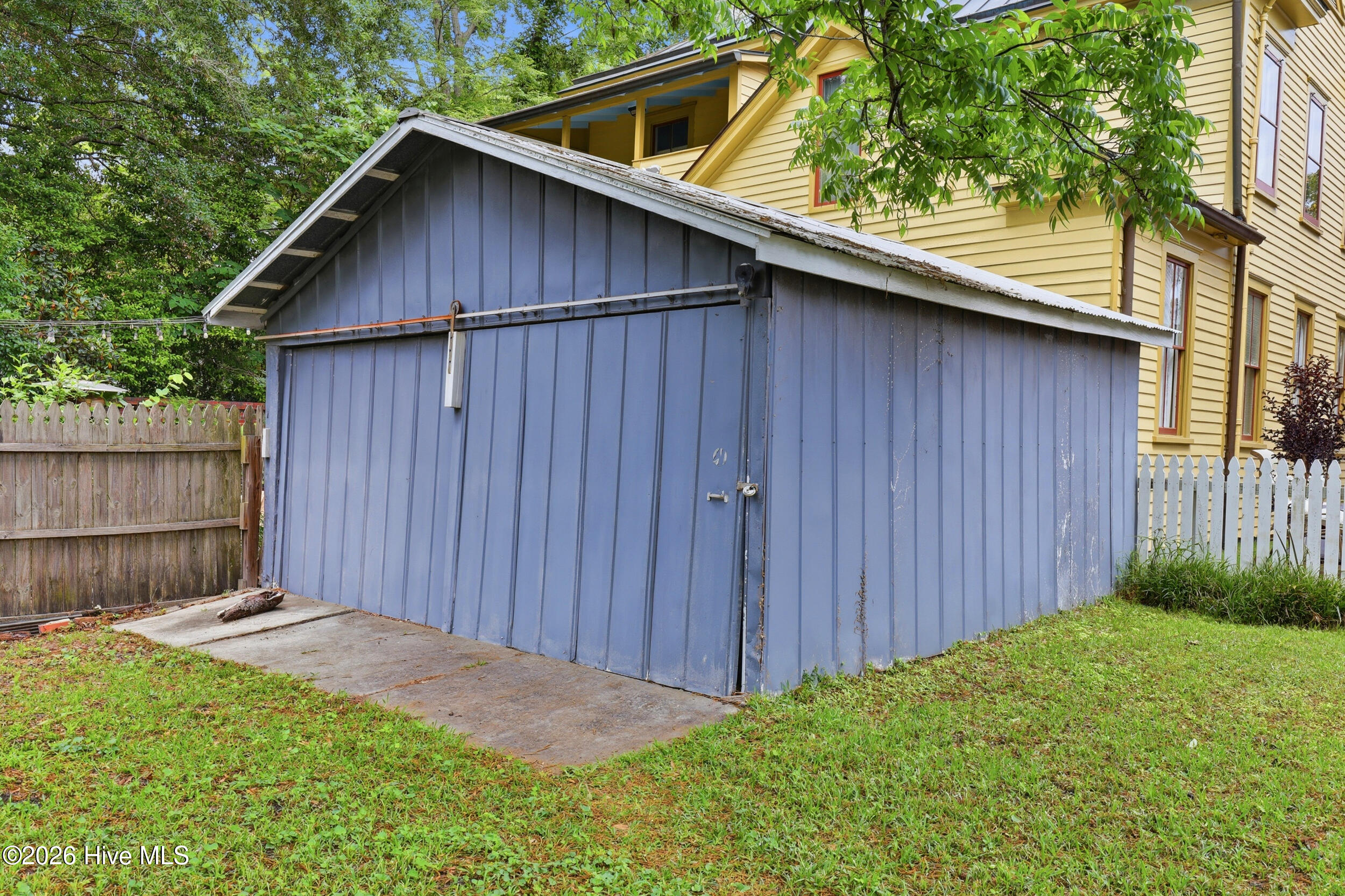 main property photo 58