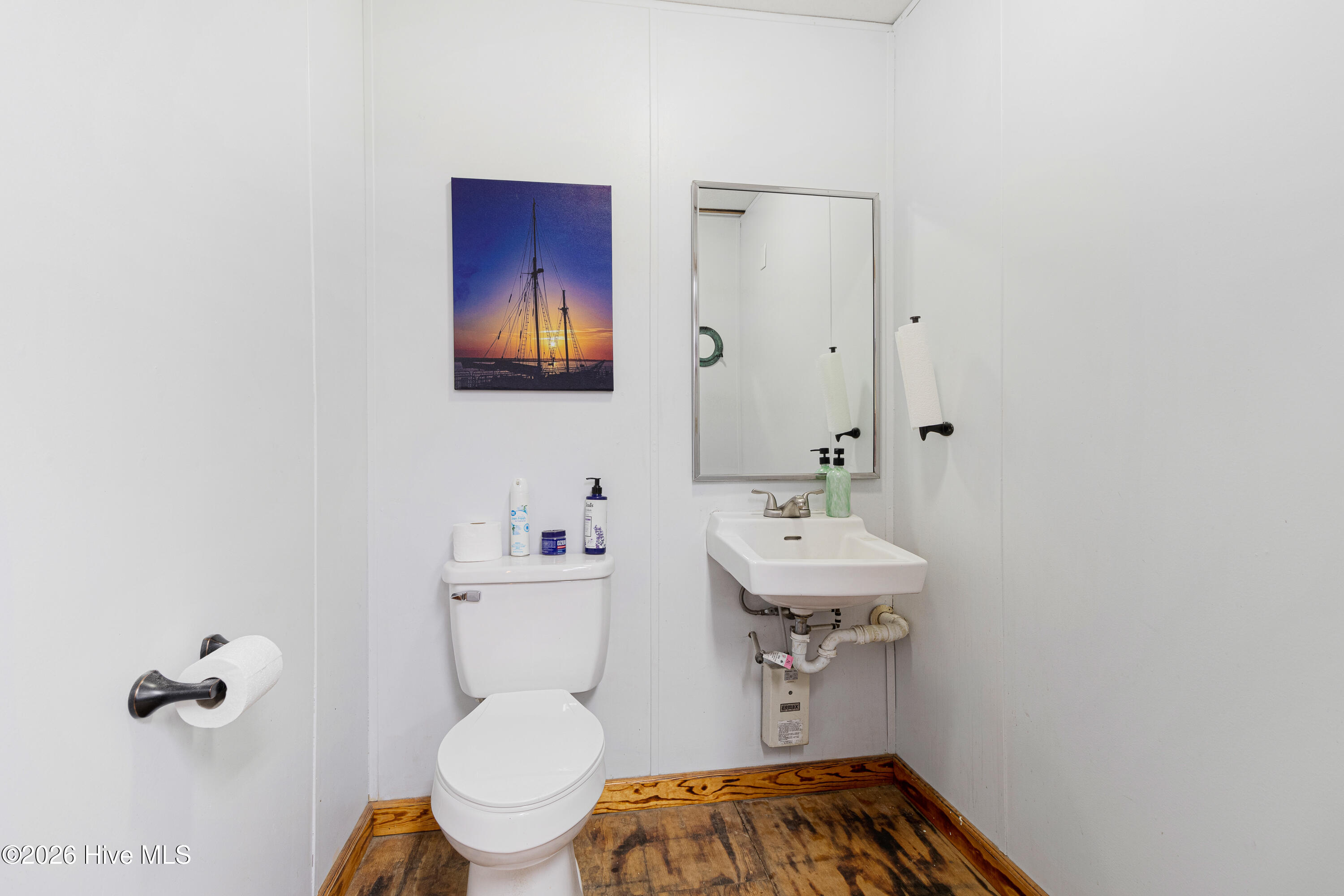 main property photo 12