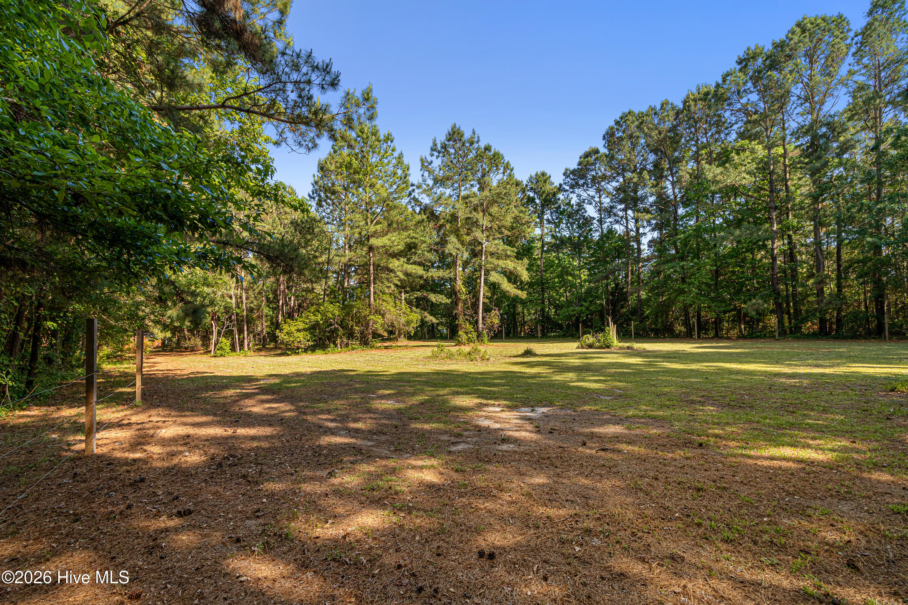 main property photo 11