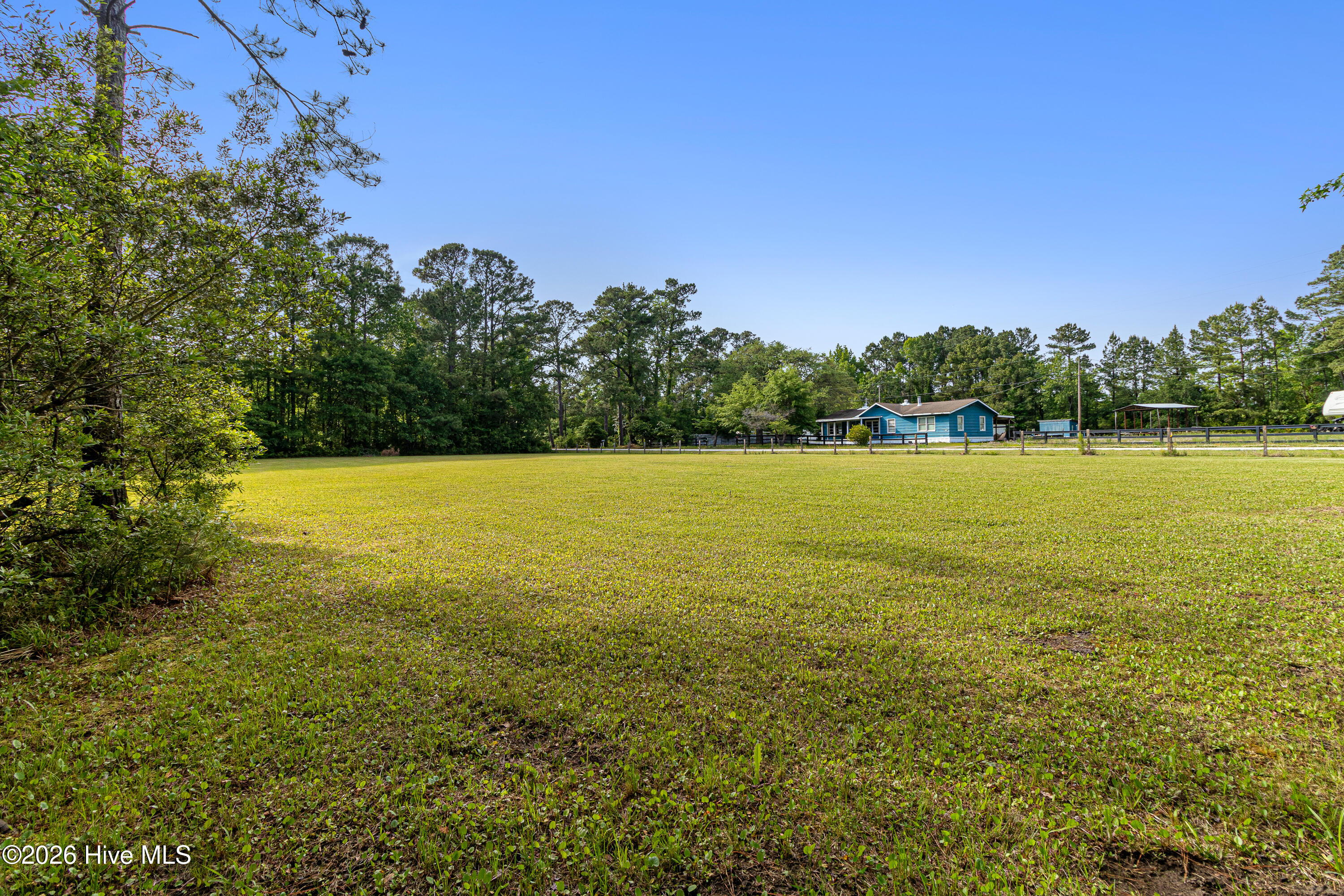 main property photo 23