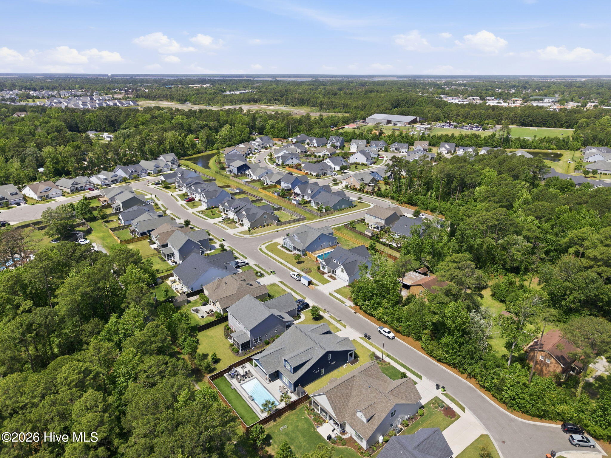 main property photo 78