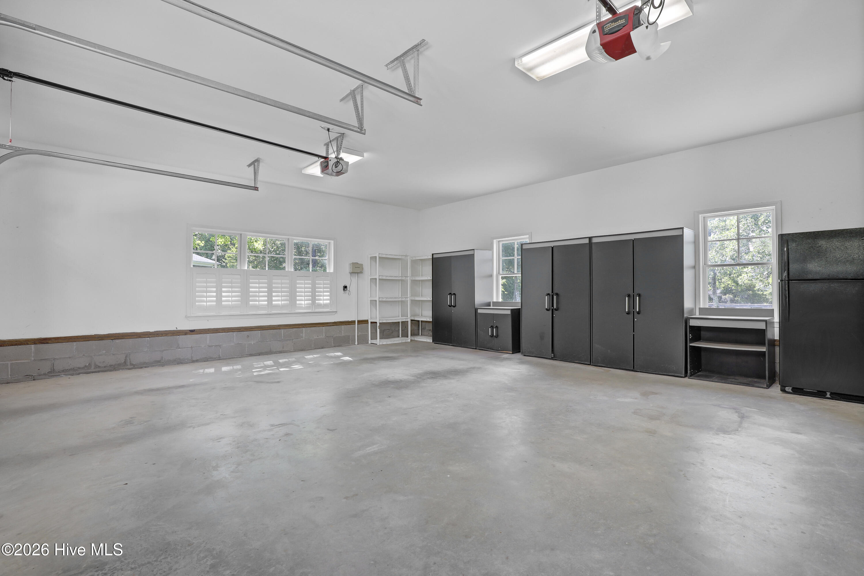 main property photo 51