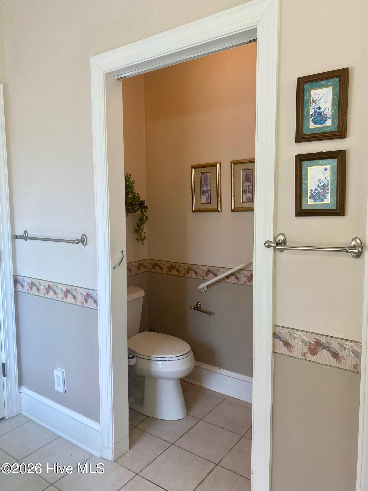 main property photo 19
