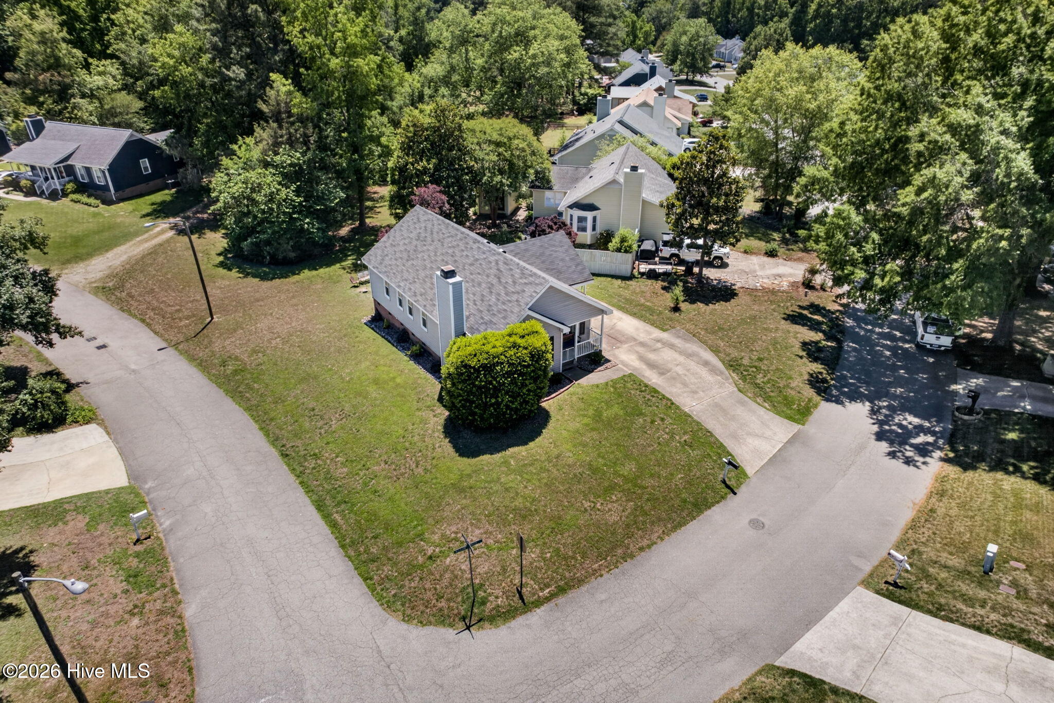main property photo 40