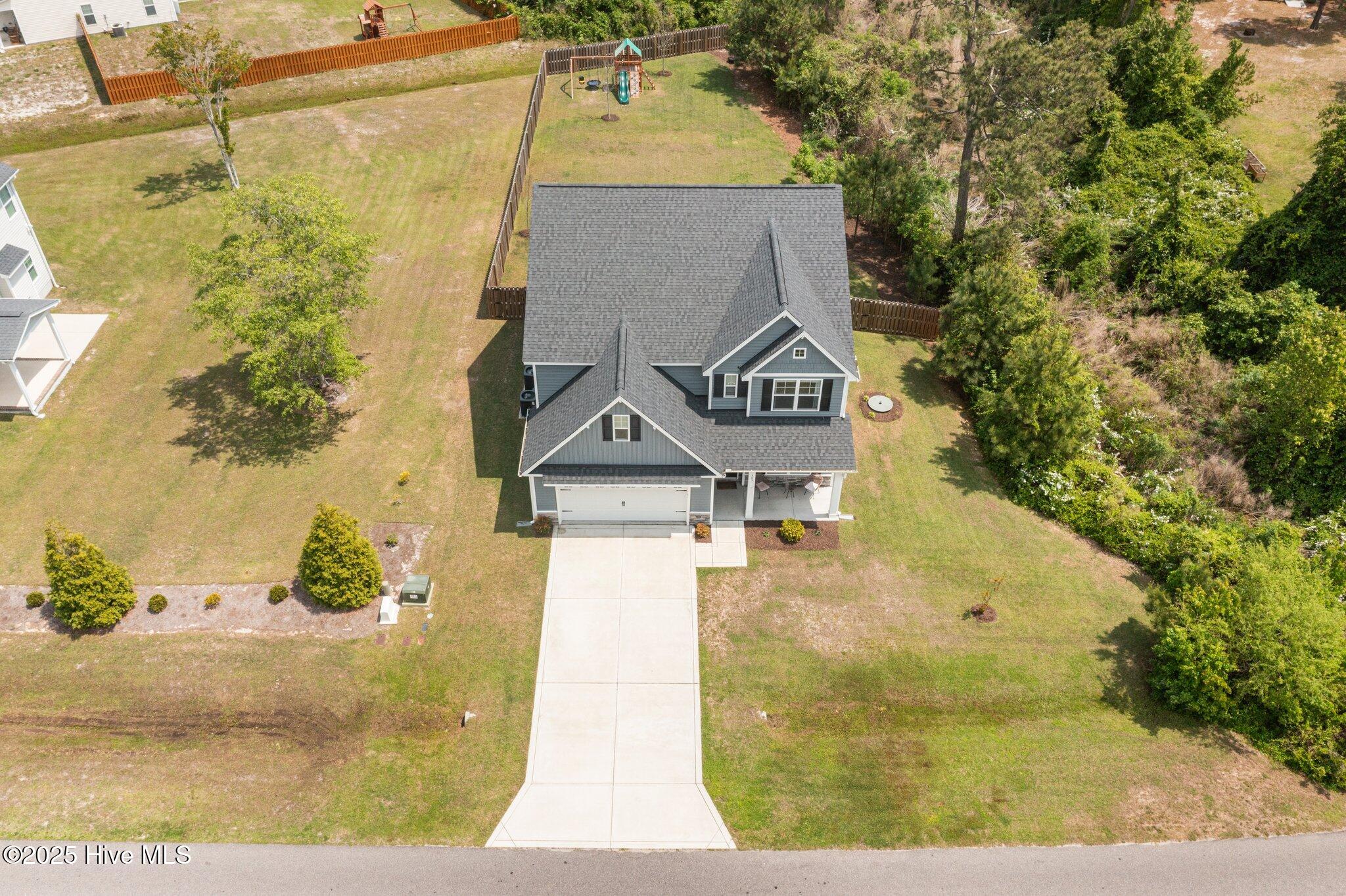 main property photo 35
